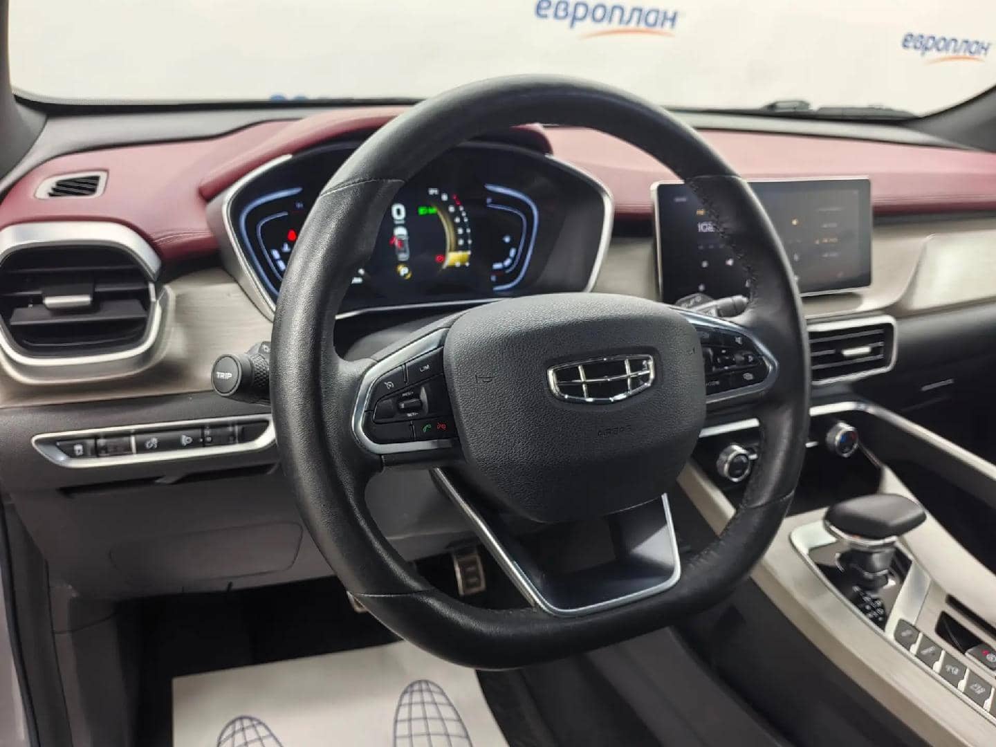 Geely Coolray,  46 951 км, 2023 года в лизинг
