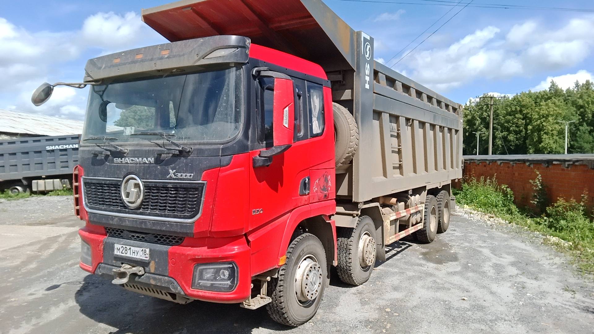 Shacman SX331863366,  202 231 км, 2023 года в лизинг