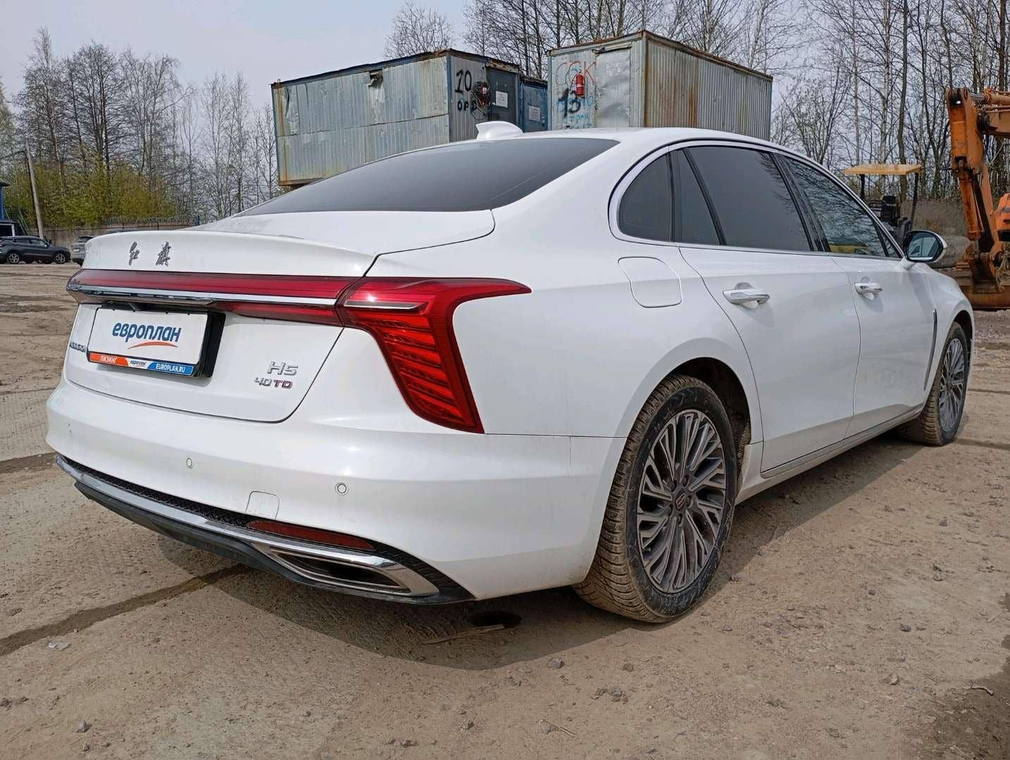 Hongqi H5,  137 845 км, 2023 года в лизинг