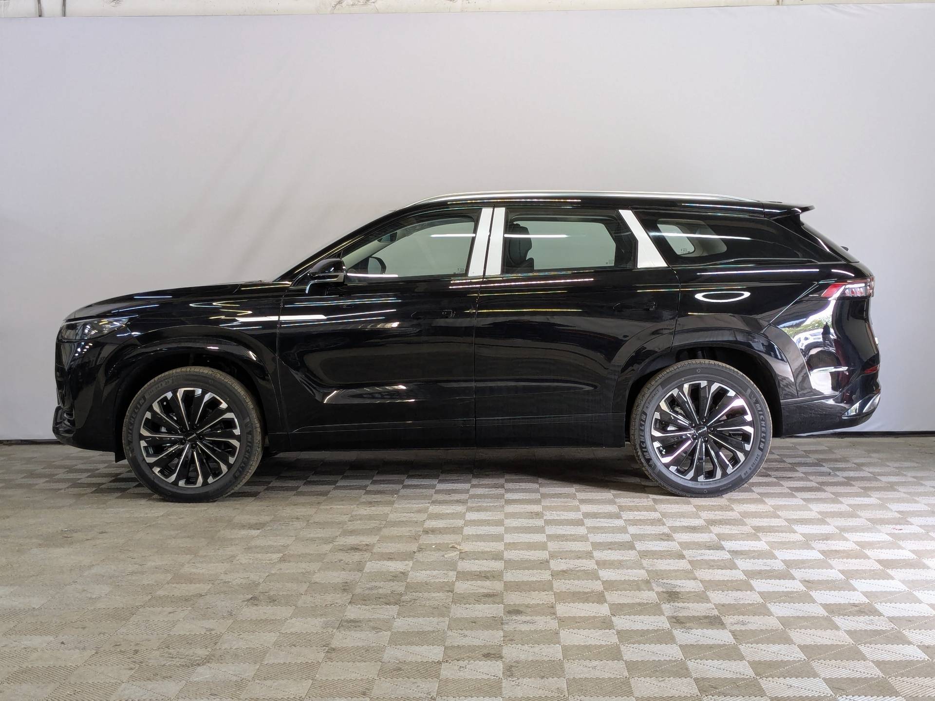 Jaecoo J8 Active 2.0T 7DCT AWD