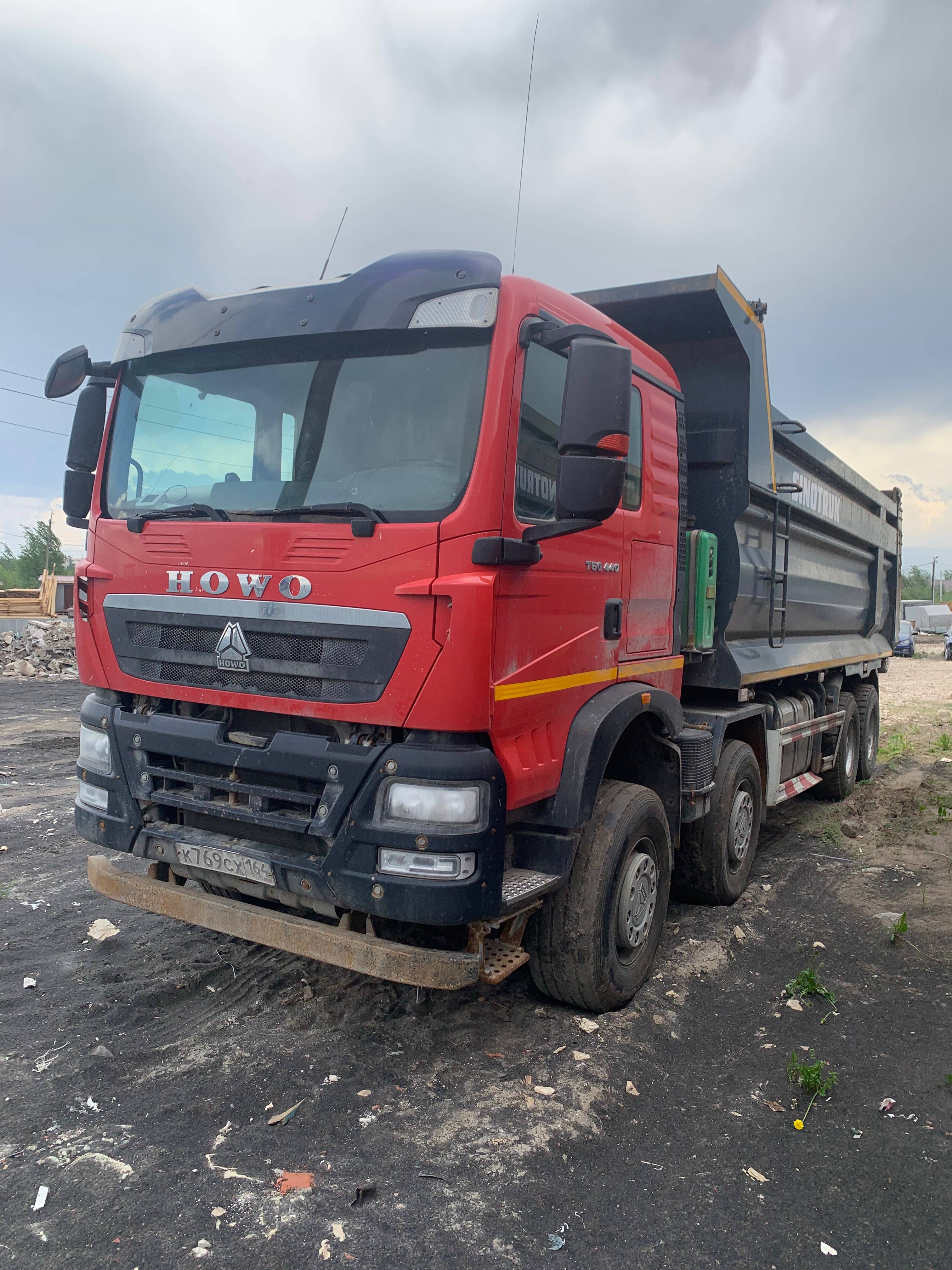 HOWO ZZ3317V386GE1 8х4