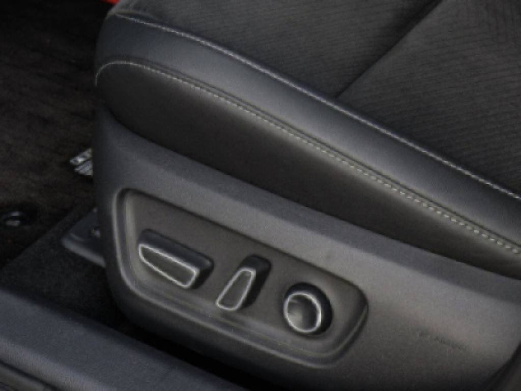 Toyota Camry 2.0S Sports Edition