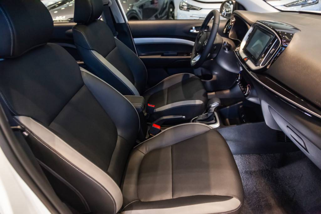 KIA KX1 Sunroof 1.4 CVT