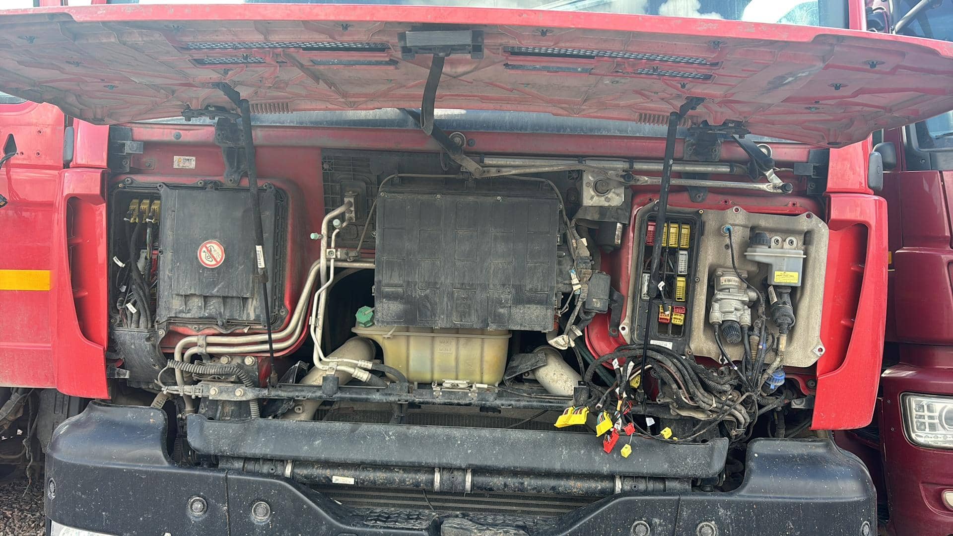 HOWO ZZ3317V386GE1 8х4,  150 000 км, 2023 года