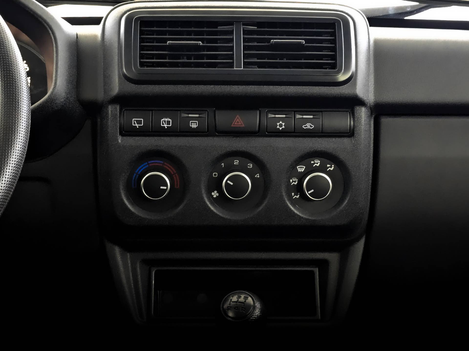 Lada Niva Legend Bronto Престиж 1.7 МТ (Prestige)