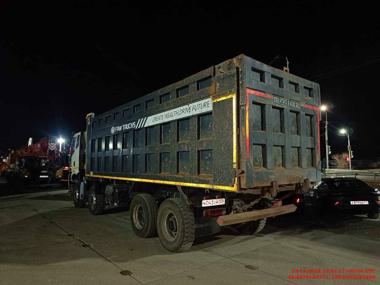 FAW CA3310P66K24T4E5 8х4,  99 812 км, 2022 года в лизинг