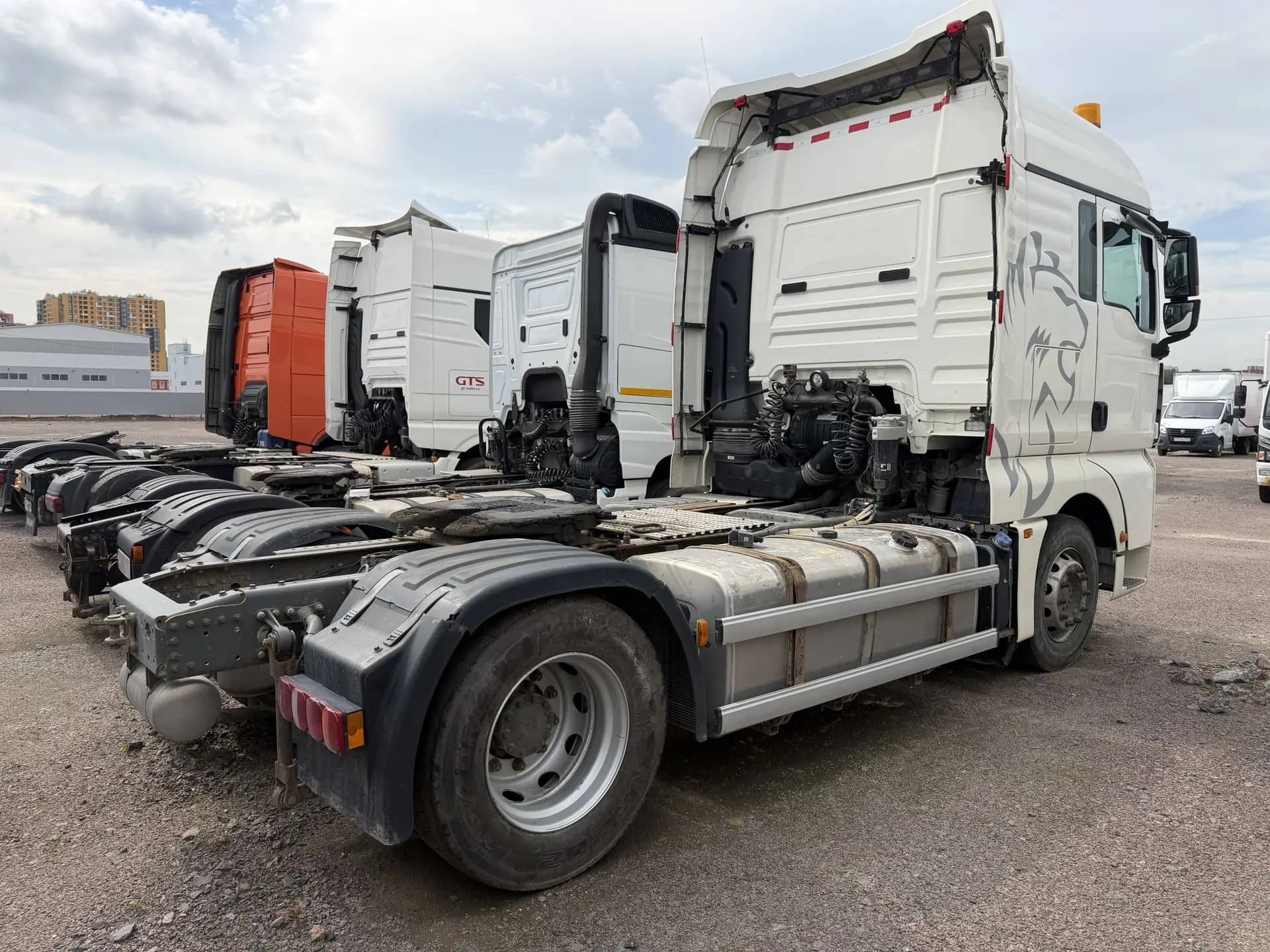 Sitrak C7H MAX 4x2 ZZ4186V361HE,  366 447 км, 2023 года