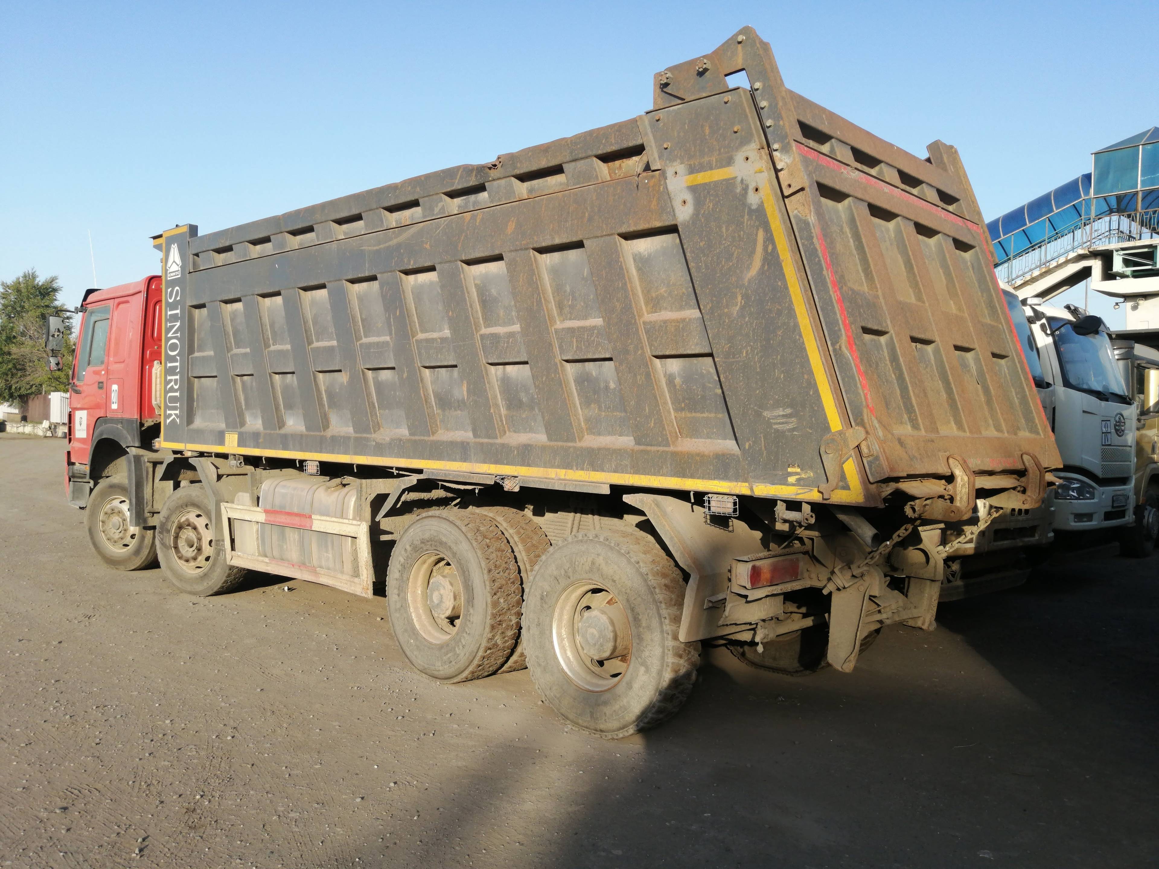 HOWO ZZ3407S3867Е 8х4 Лот 000002447