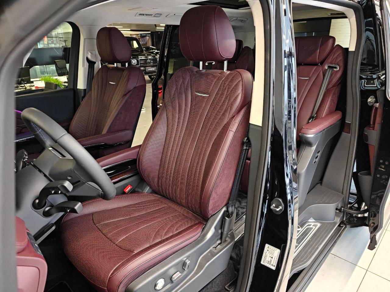 Hongqi HQ9 2.0Т Экзекьютив (Executive)