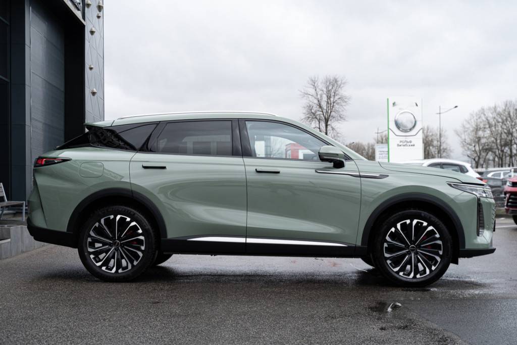 EXEED RX 2.0T 8AT Premium BI, RI, WI 4WD, IOV