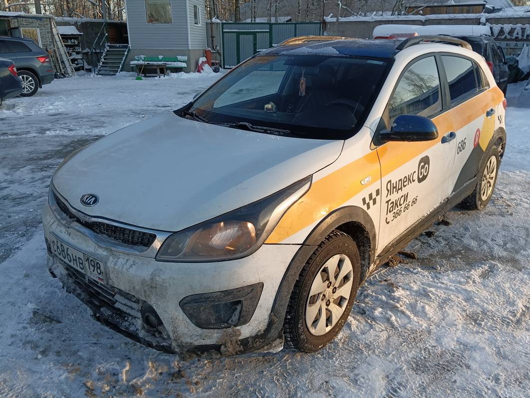 KIA Rio X-Line,  251 112 км, 2019 года в лизинг