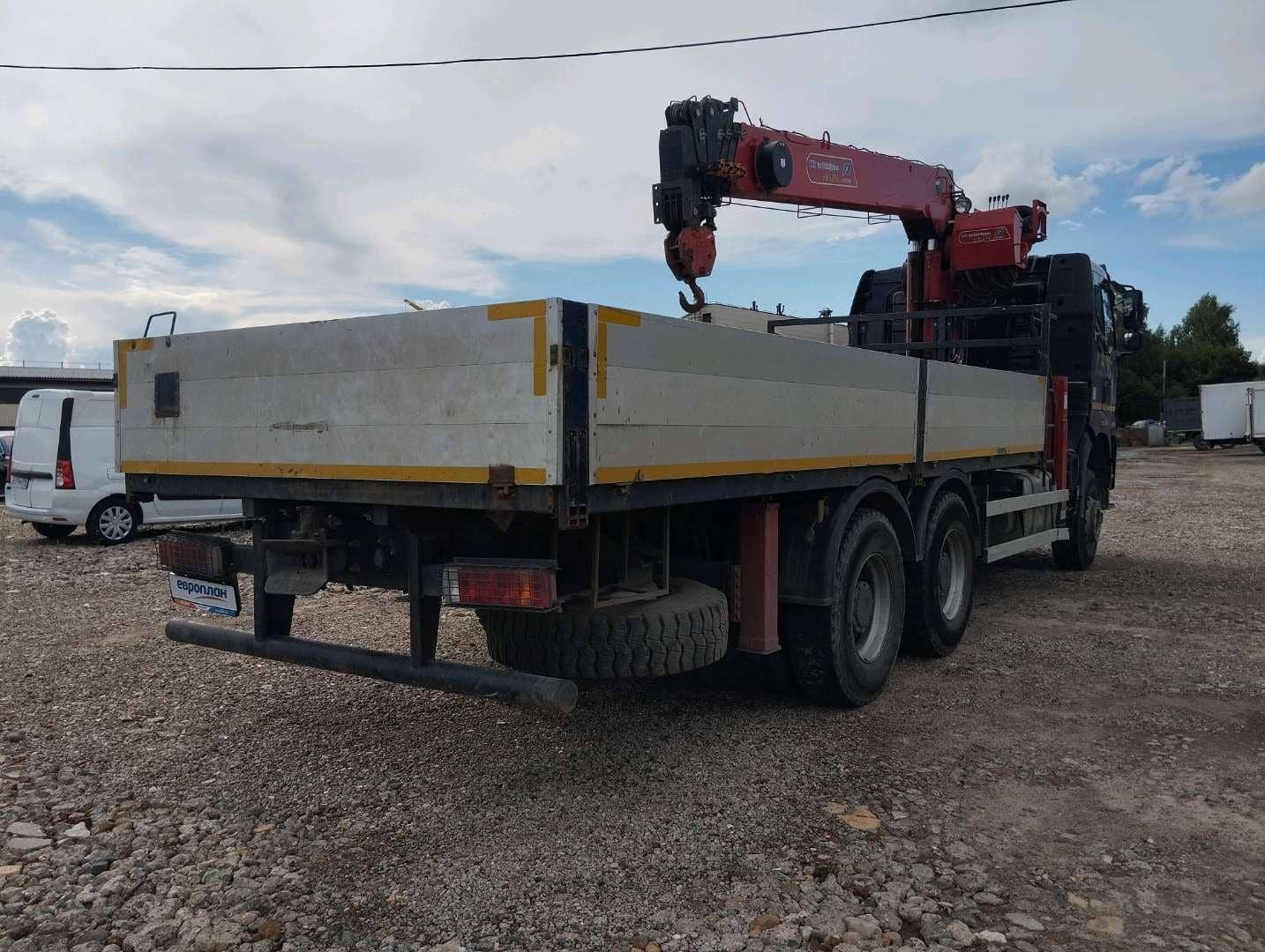 FAW CA3250P66K24T1E5 6х4,  33 900 км, 2024 года в лизинг