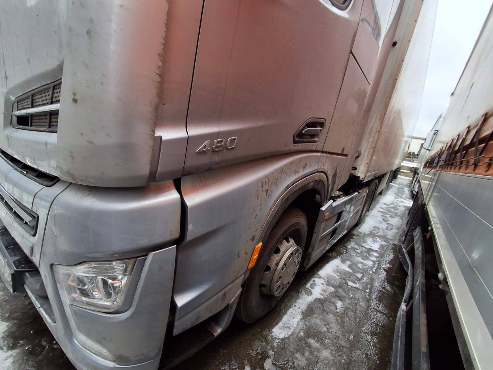 Shacman SX4188YY381 Лот 000007221