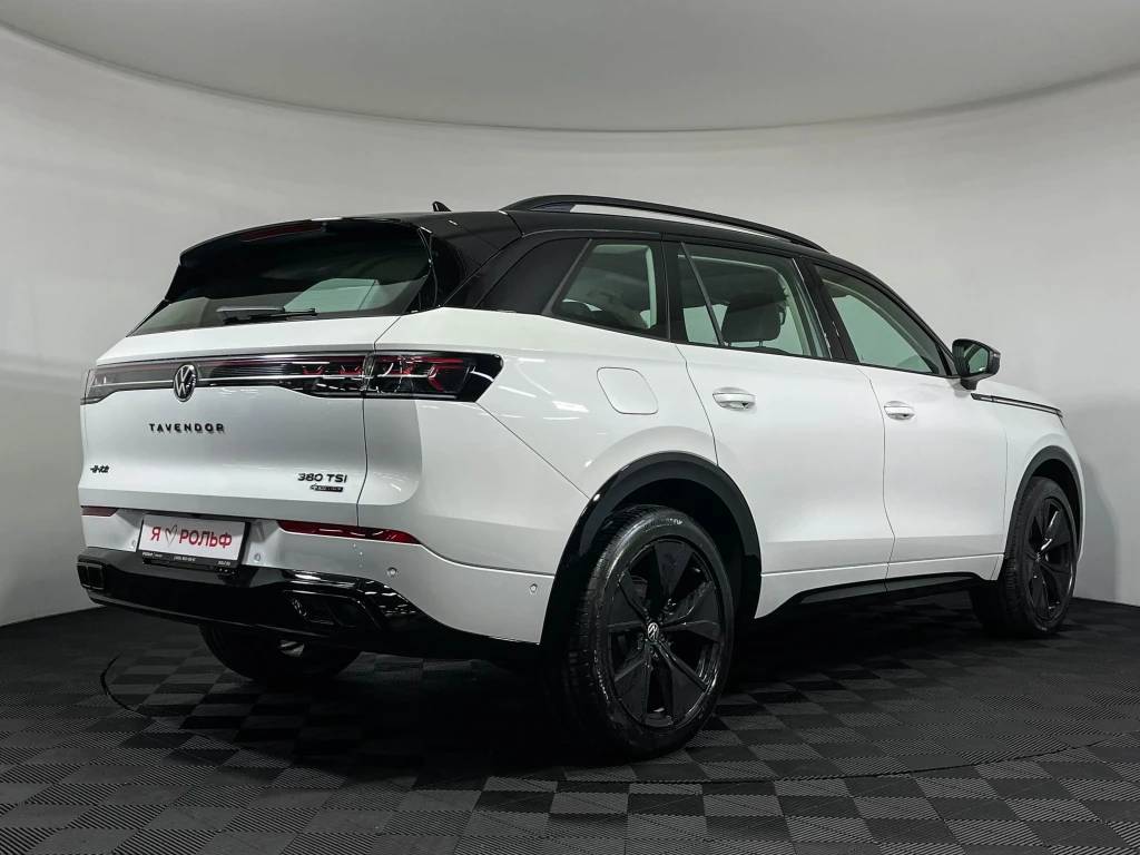 Volkswagen Tavendor R-Line Edition 380TSI 7AT 4Motion