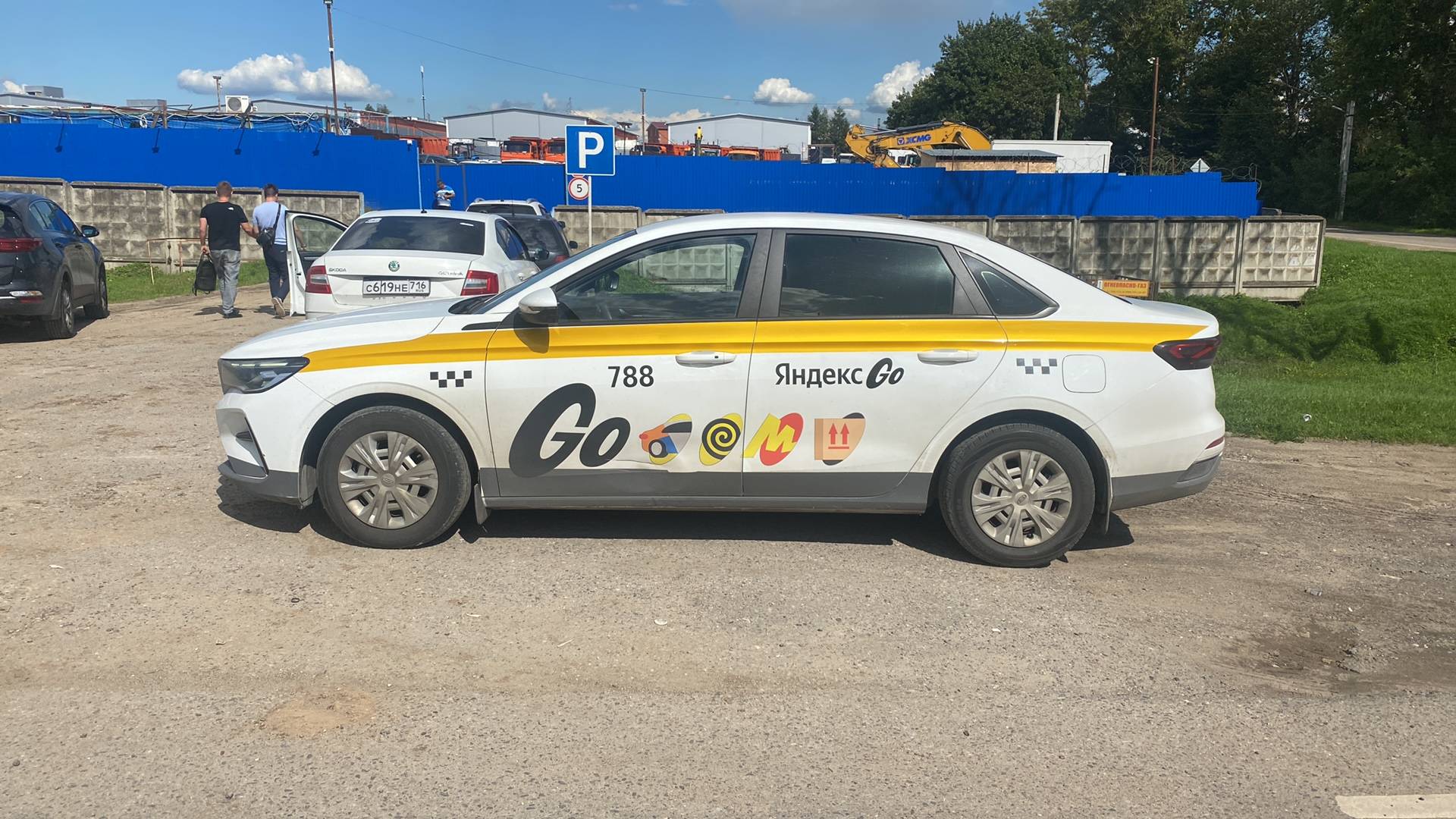 Geely Emgrand,  69 665 км, 2024 года в лизинг