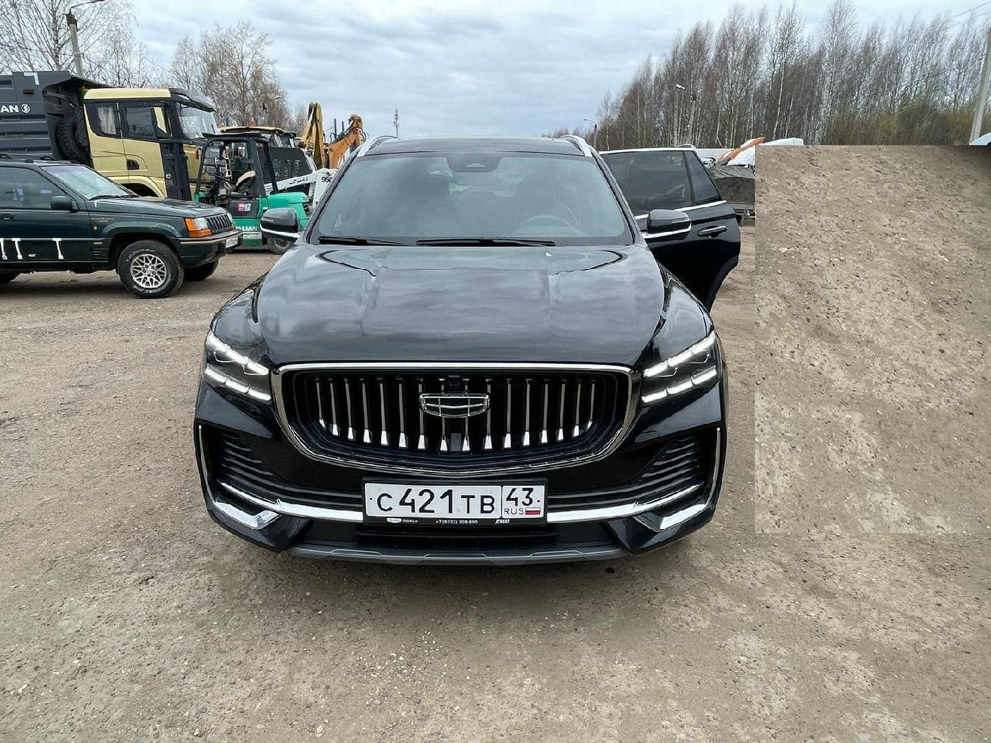 Geely Monjaro,  31 641 км, 2024 года в лизинг