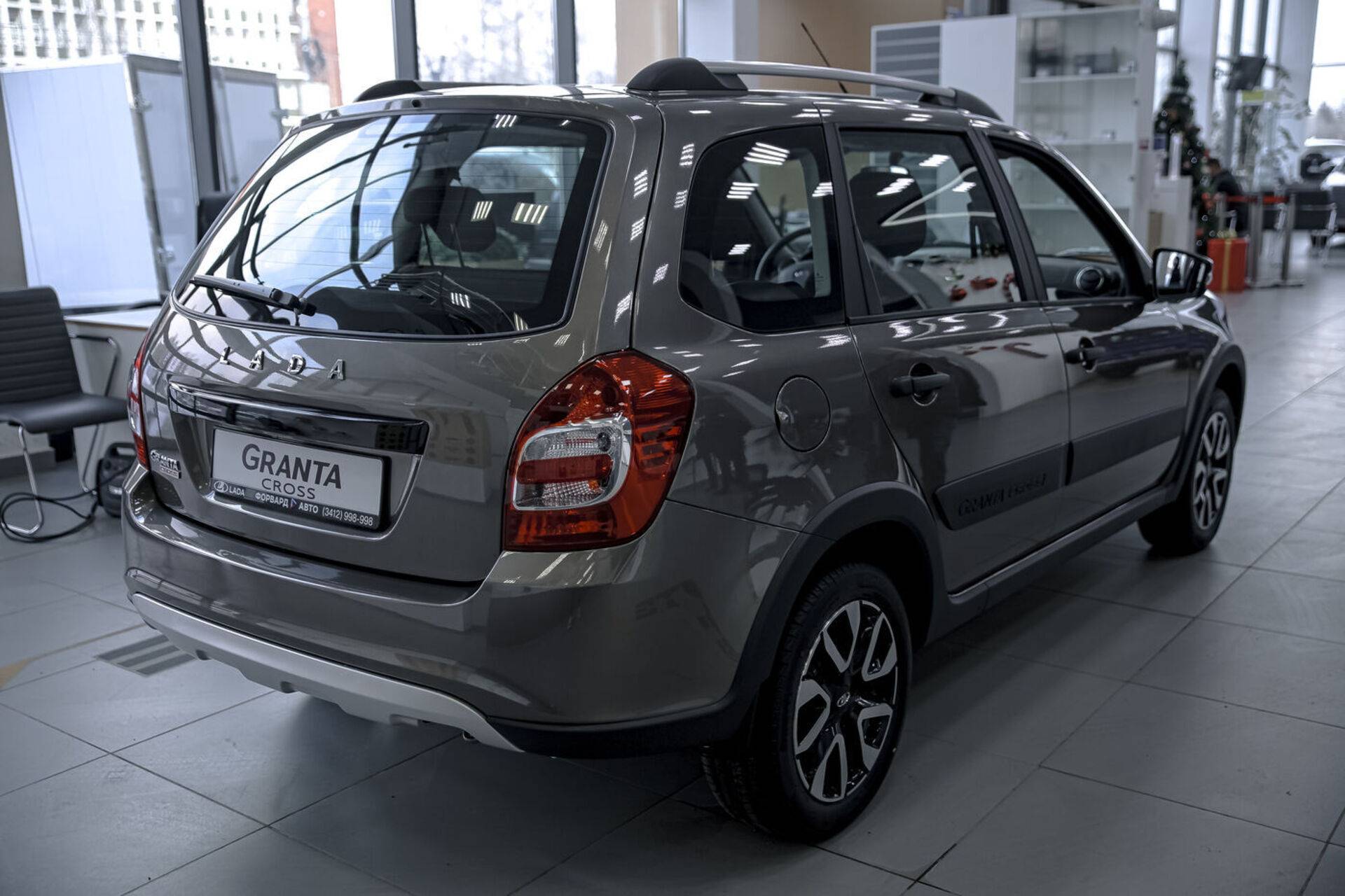 Lada Granta Cross Comfort 24 1.6 90hp 5MT