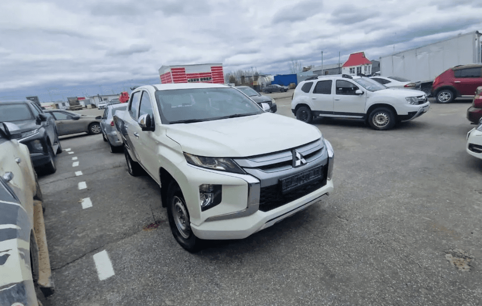 Mitsubishi L200