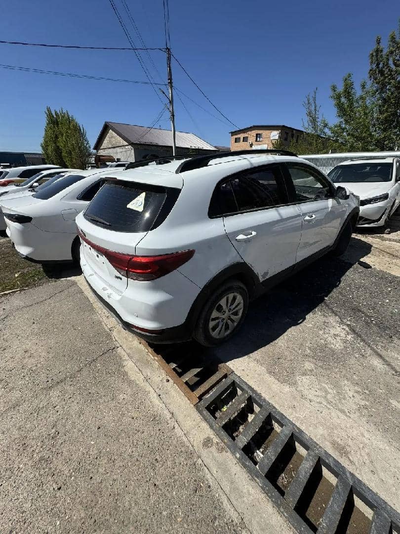 KIA Rio,  304 953 км, 2019 года в лизинг