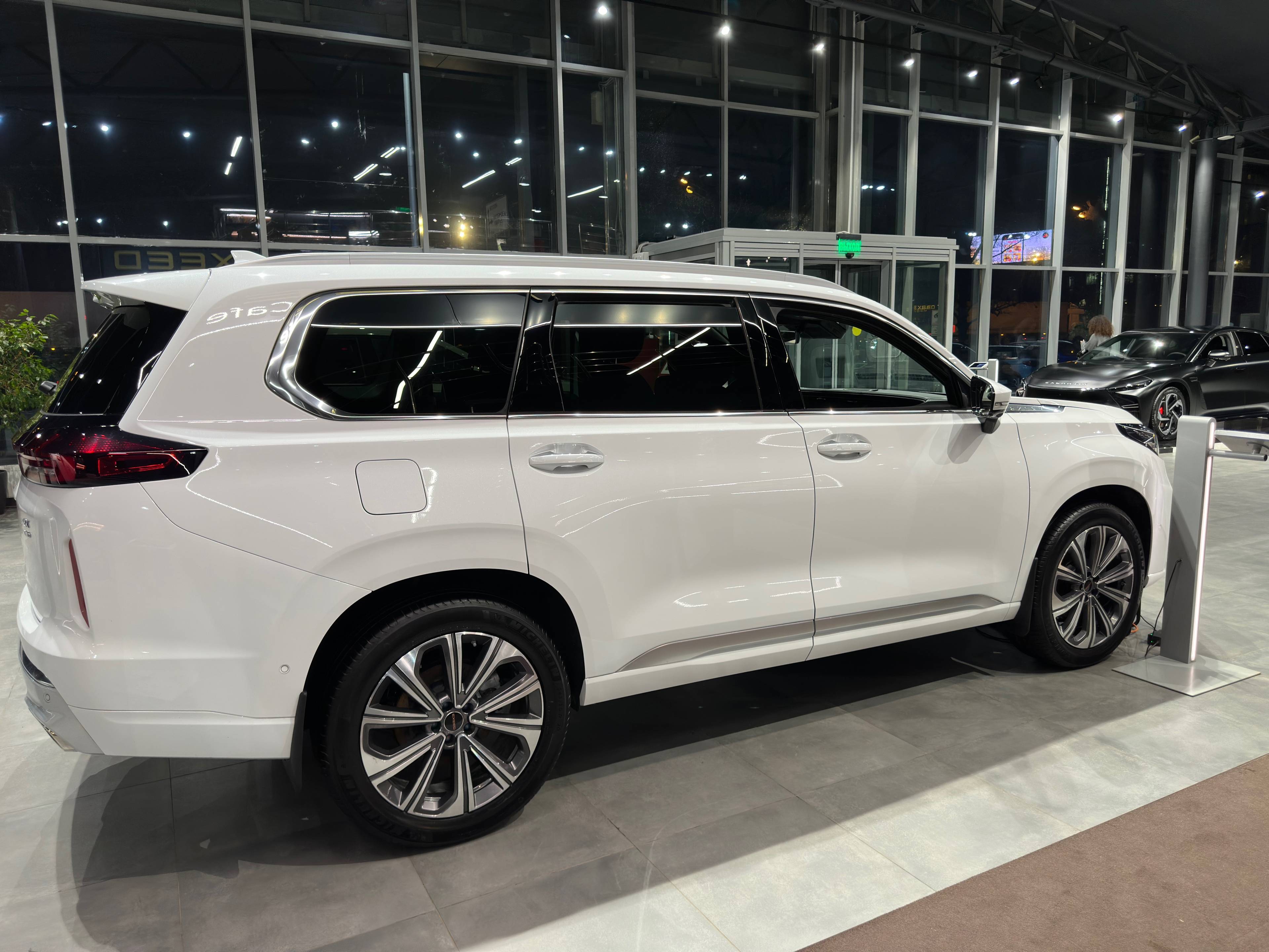 EXEED VX Президент 2.0Т АТ полный привод (President)