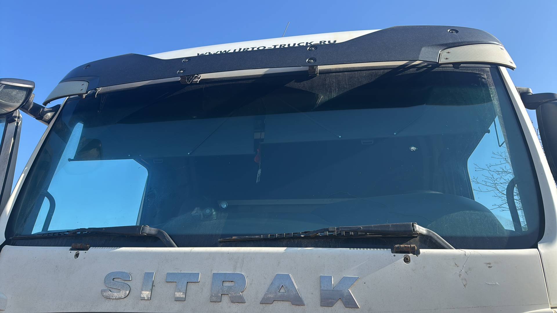 Sitrak C7H 4x2 ZZ4186V361HE,  301 646 км, 2022 года в лизинг