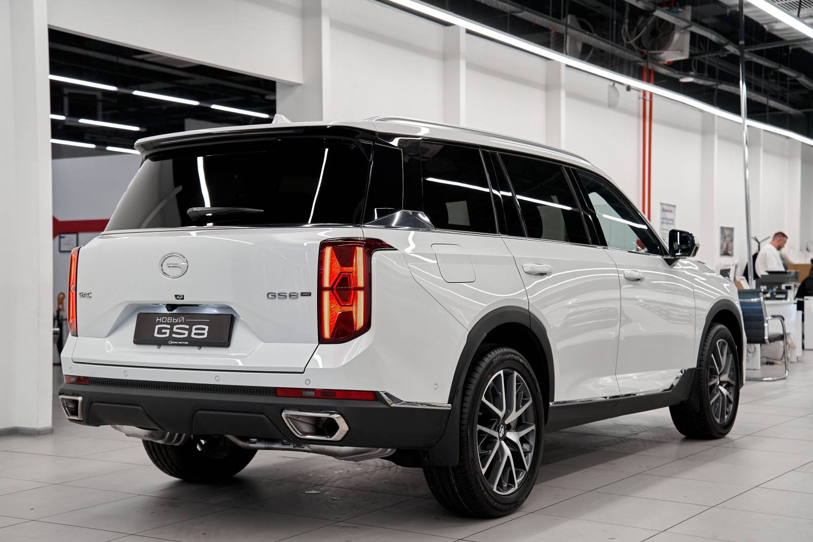 GAC GS8 Джи-Икс Премиум 2.0 АТ полный привод (GX Premium)