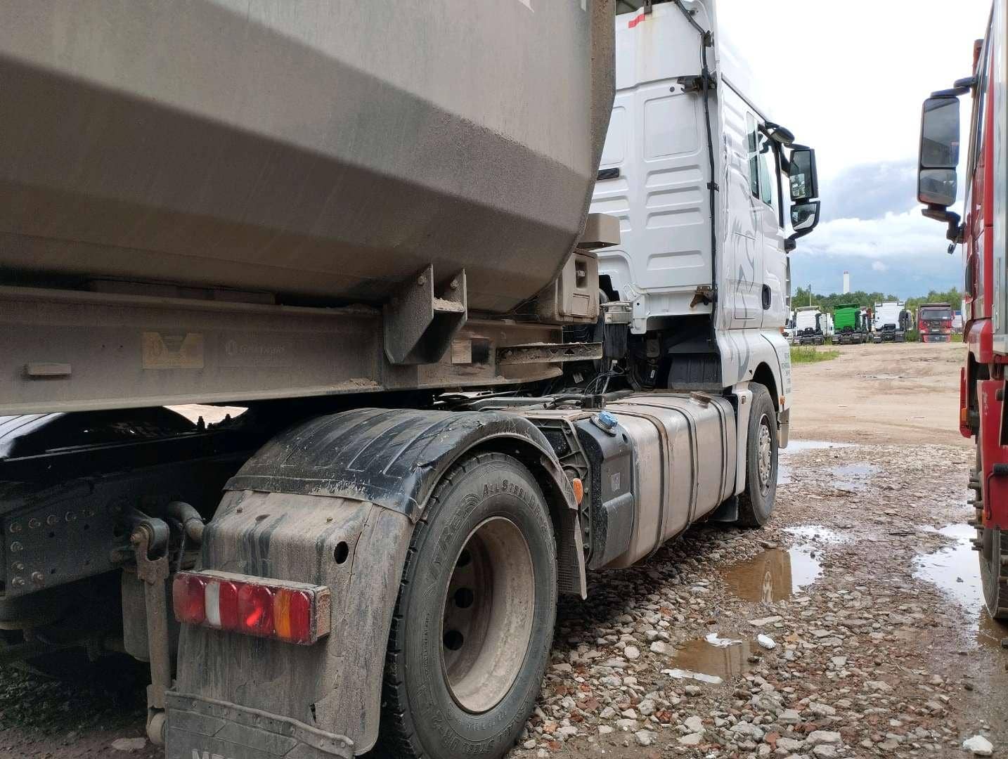 Sitrak C7H MAX ZZ4186V391HE,  613 033 км, 2023 года в лизинг