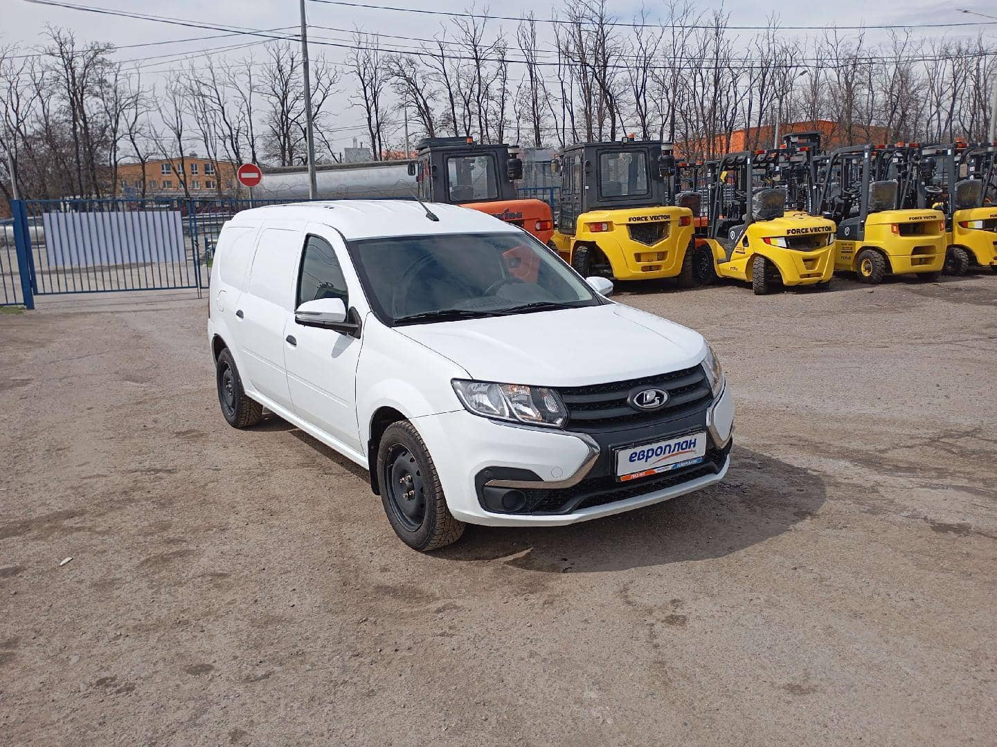 Lada Largus фургон,  93 037 км, 2024 года в лизинг