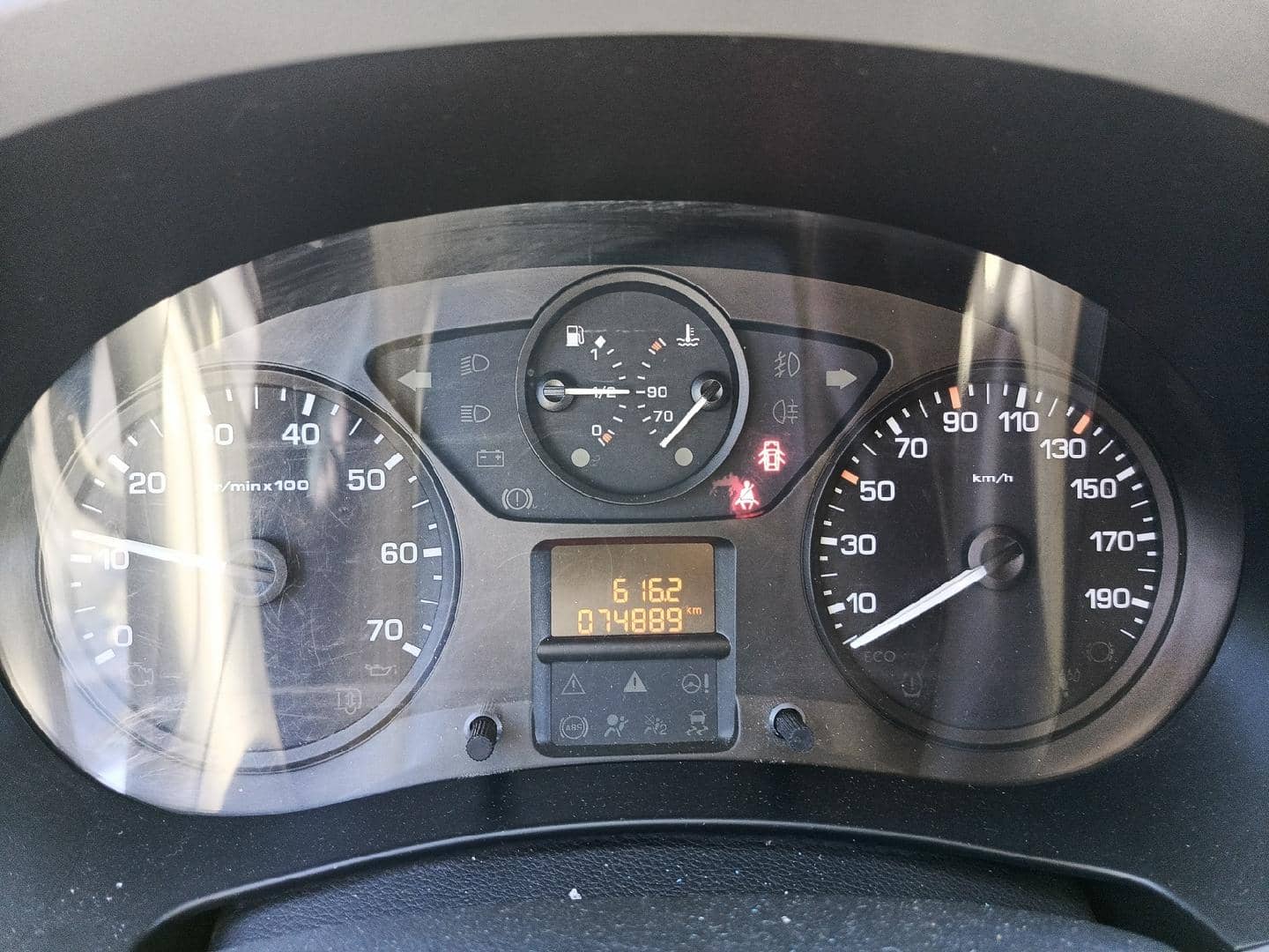 Peugeot Partner,  74 889 км, 2020 года