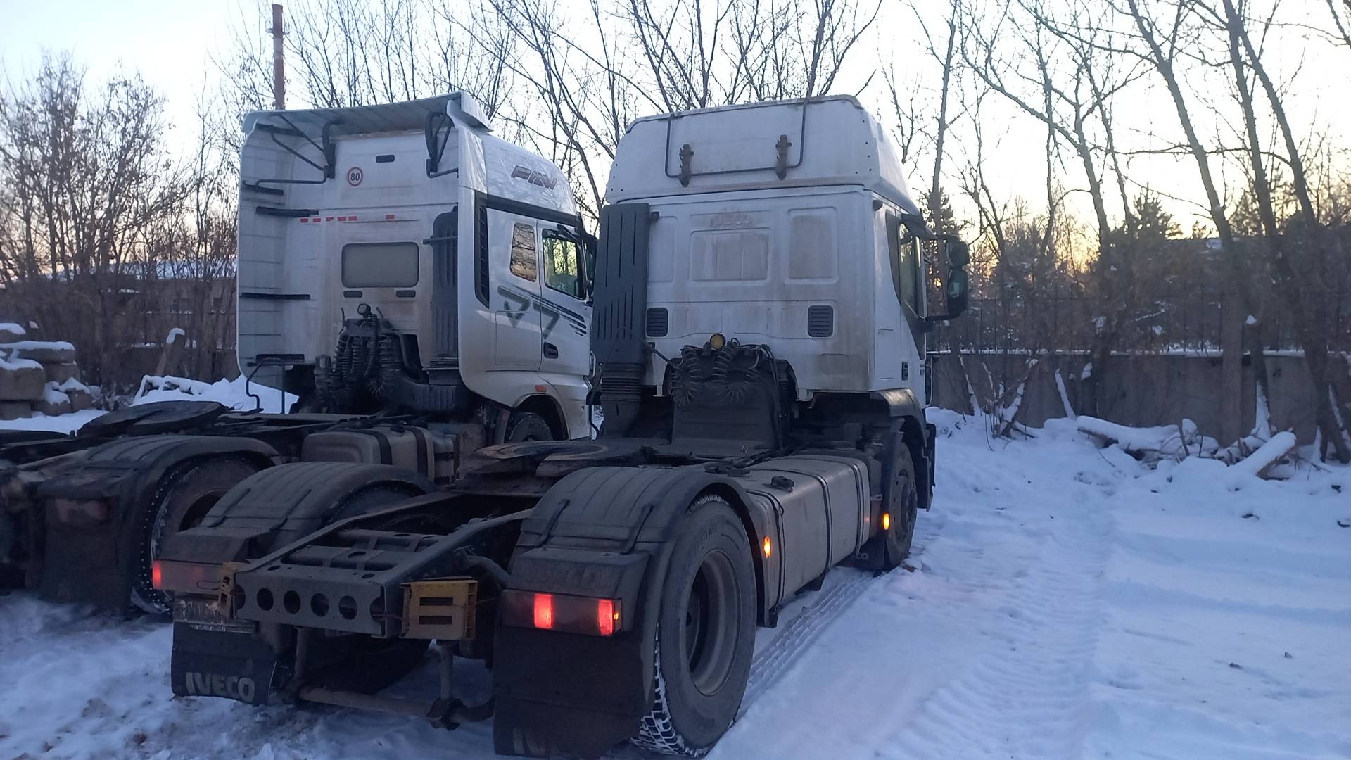 IVECO Stralis AT440S42T/P RR 4x2 (HI-ROAD),  870 000 км, 2018 года в лизинг