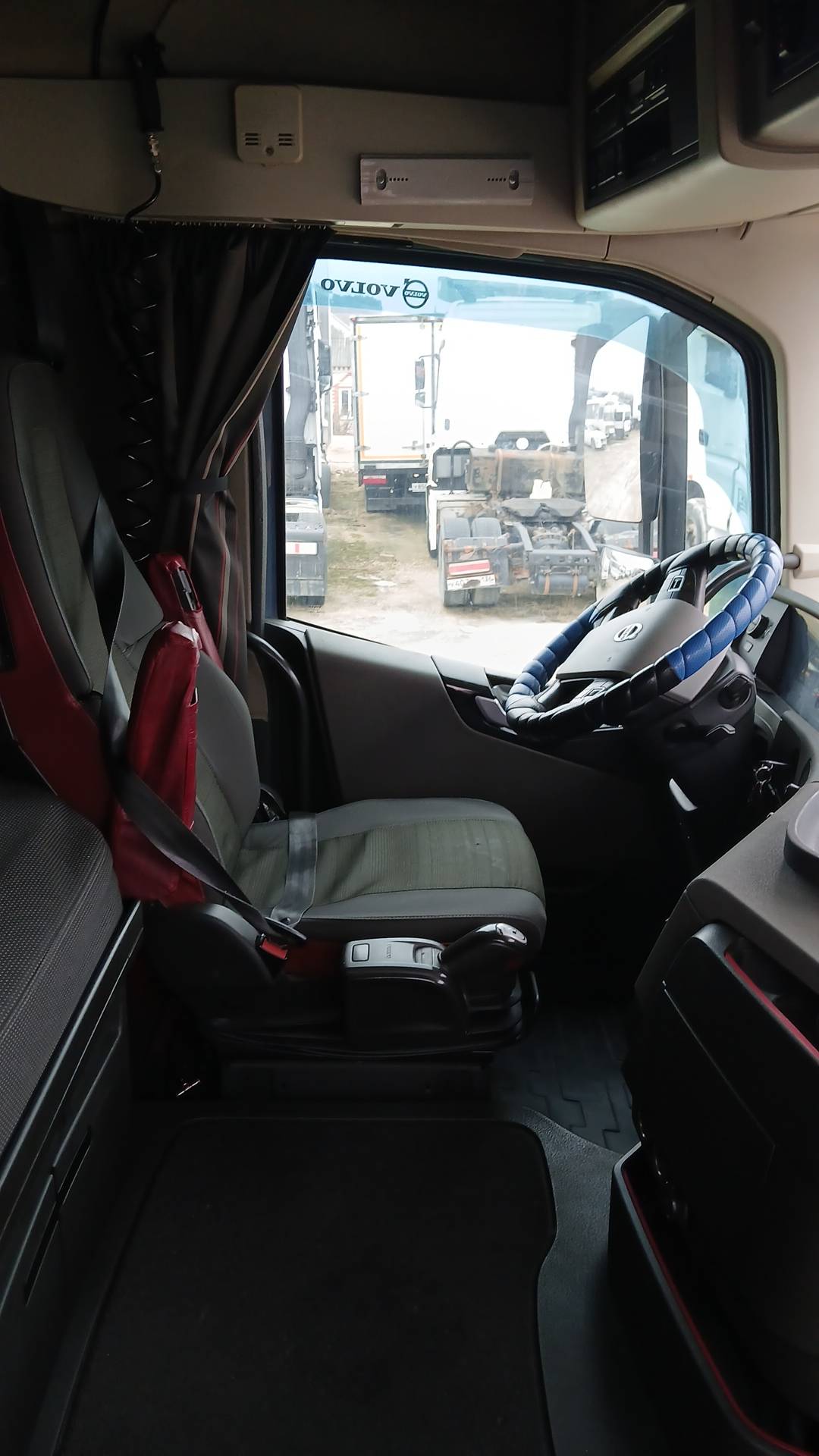 Volvo FH 460 6x2 (FH),  1 354 205 км, 2019 года в лизинг
