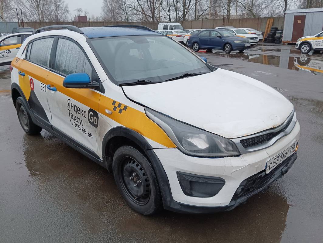 KIA Rio X-Line,  254 524 км, 2019 года в лизинг