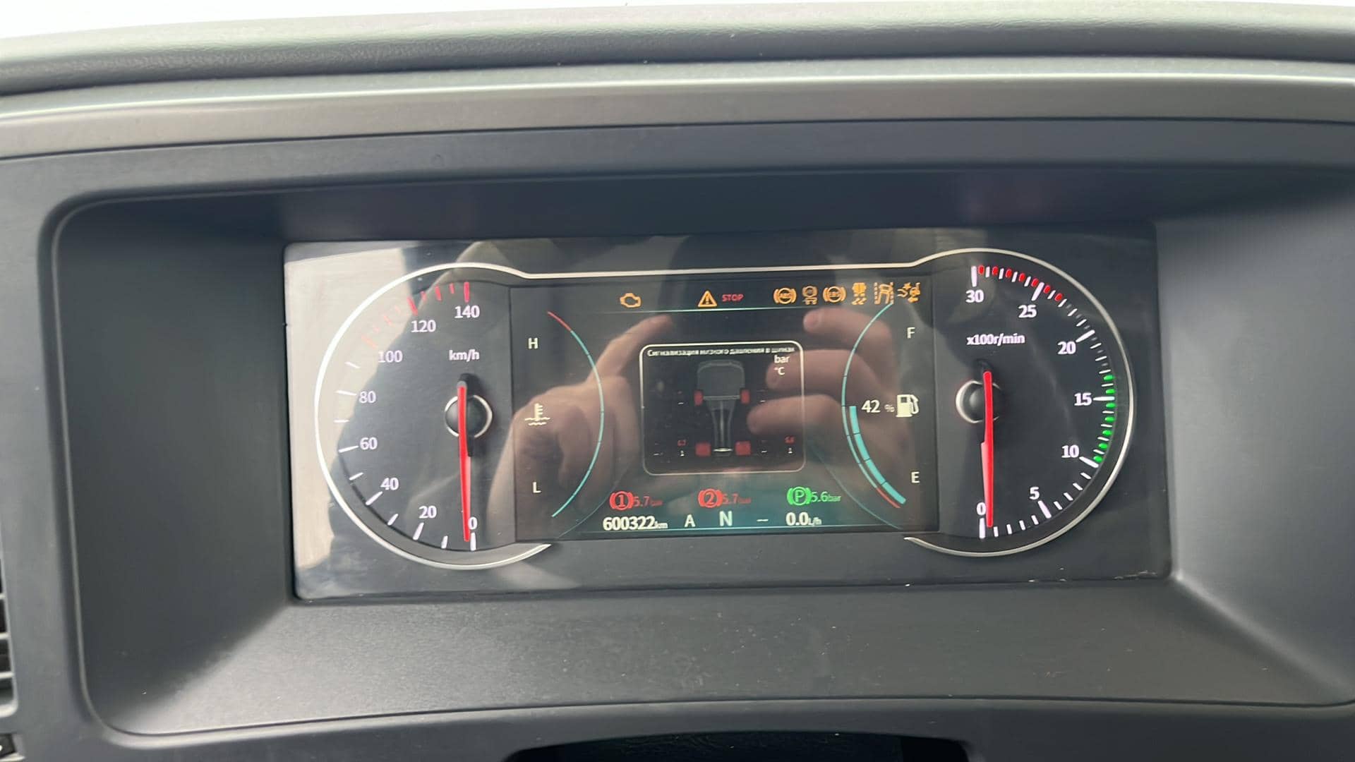 DongFeng GX DFH4180 4x2,  600 322 км, 2023 года в лизинг