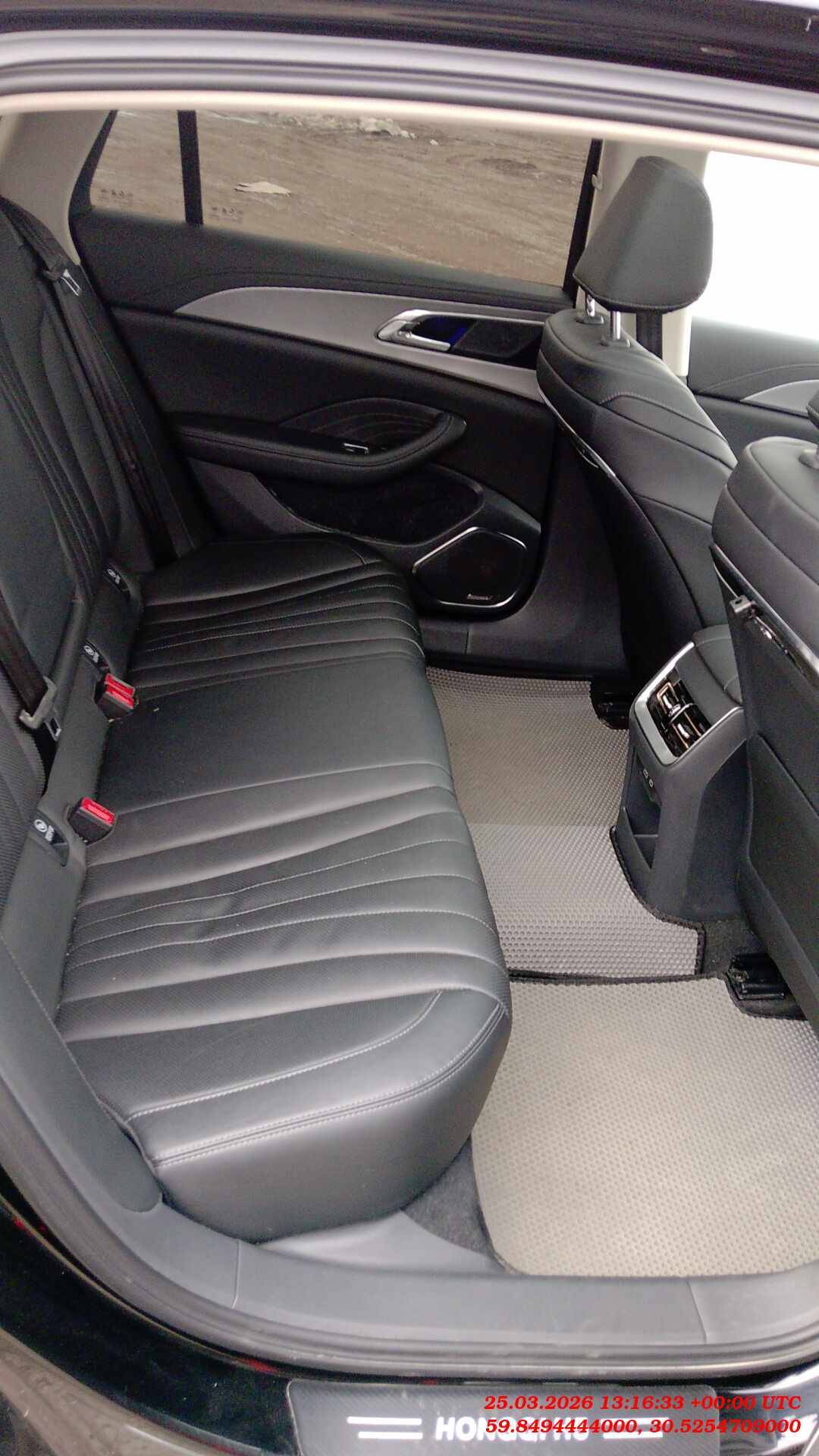 Hongqi H5,  134 813 км, 2024 года в лизинг