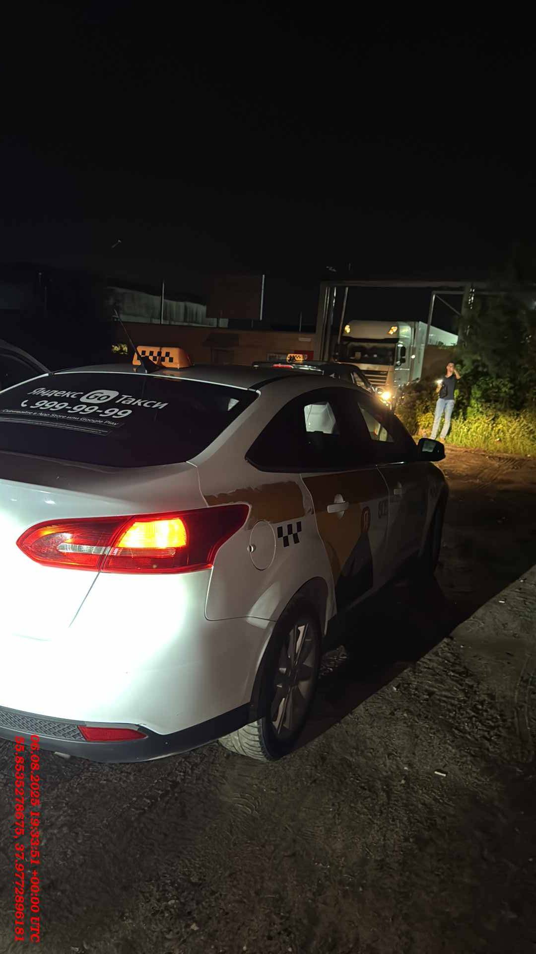 Ford Focus Sedan,  182 261 км, 2017 года