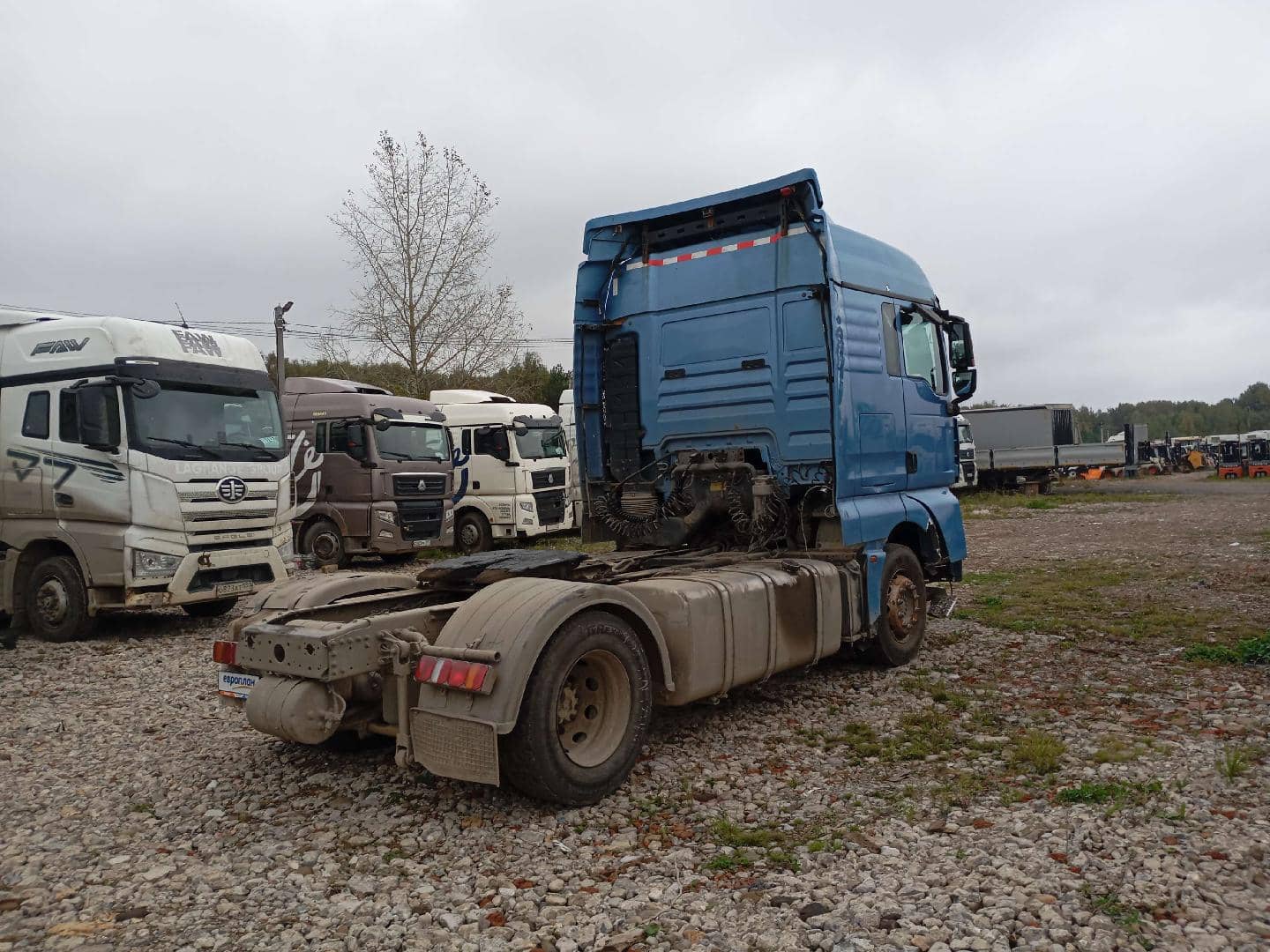 Sitrak C7H 4x2 ZZ4186V361HE,  787 369 км, 2022 года в лизинг