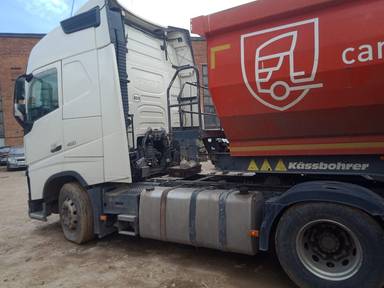 Volvo FH 460 4x2 (FH Globetrotter)