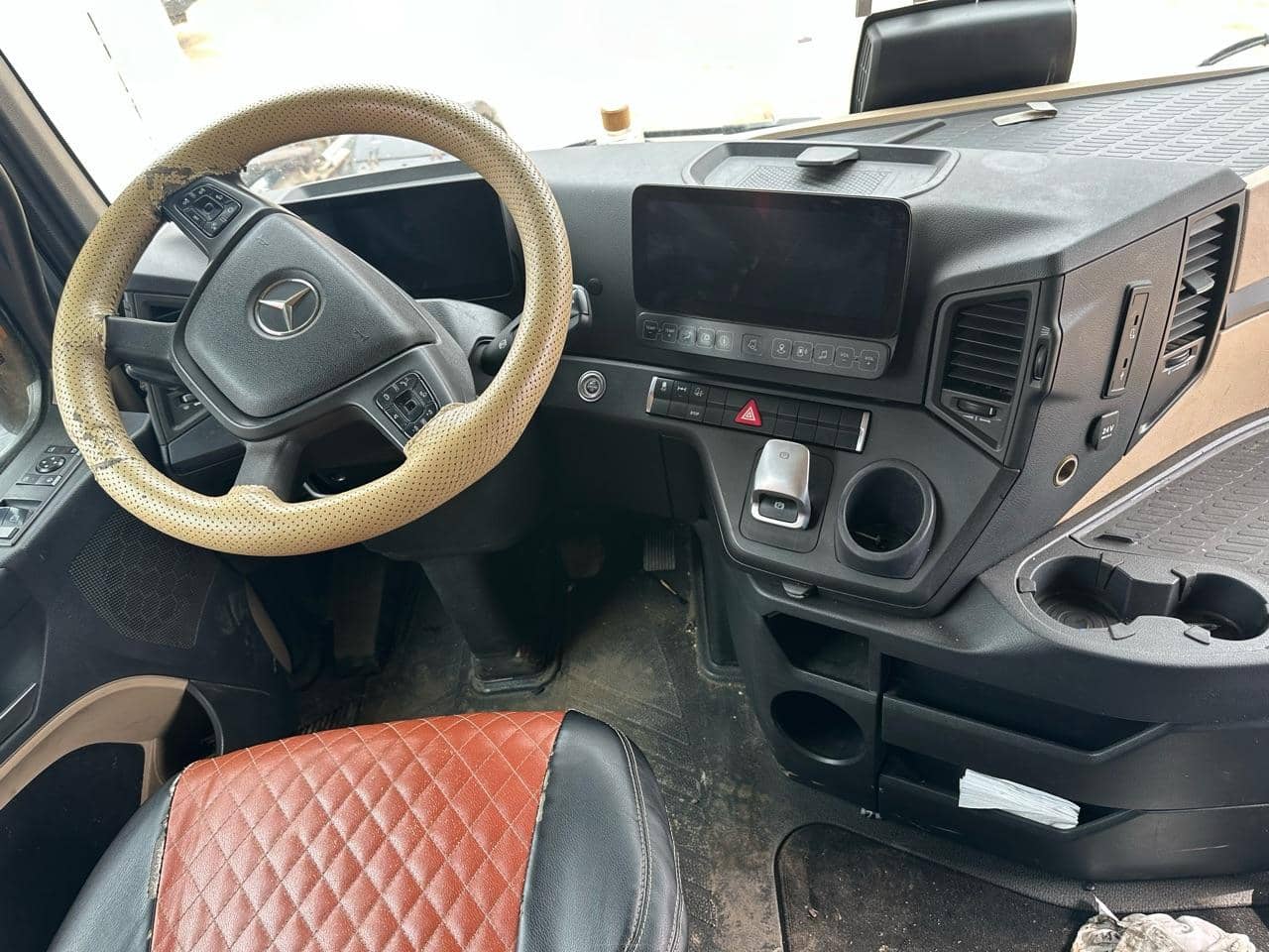 Mercedes-Benz Actros 5 1845 LS 4x2 (BigSpace),  805 934 км, 2020 года в лизинг