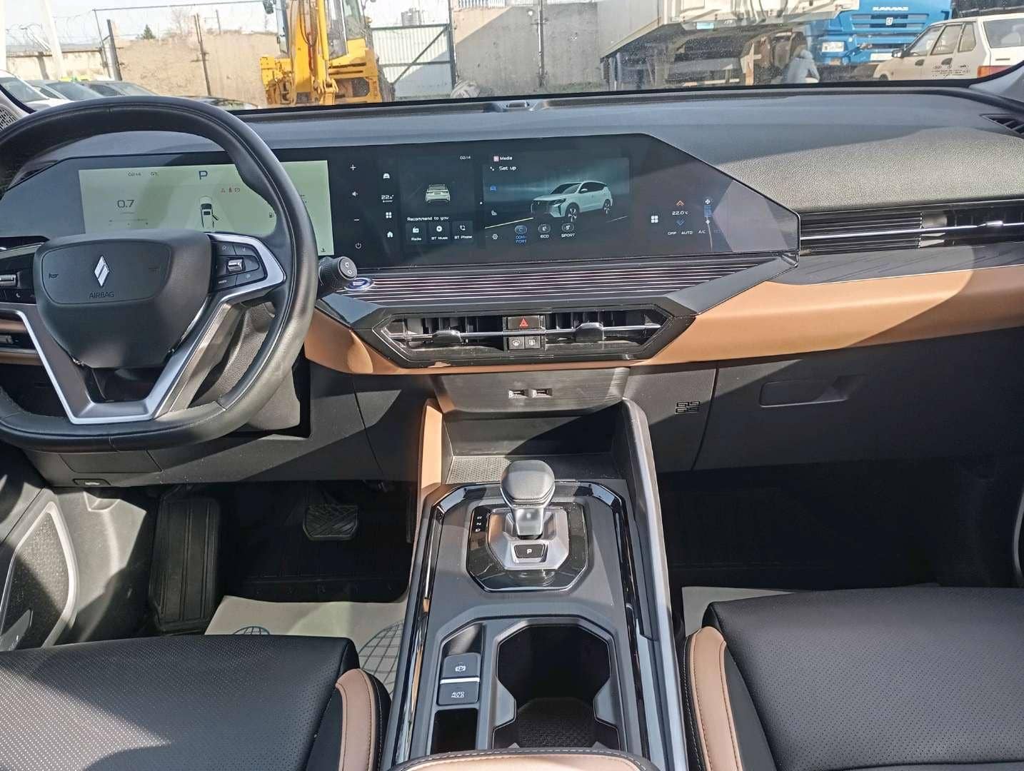 Livan ИКС6ПРО (X6PRO),  92 198 км, 2023 года в лизинг