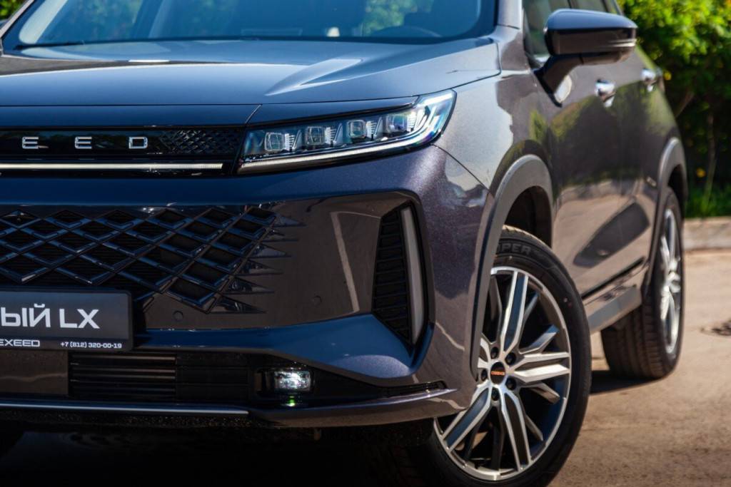 EXEED LX Premium 1.6T 7DCT AWD