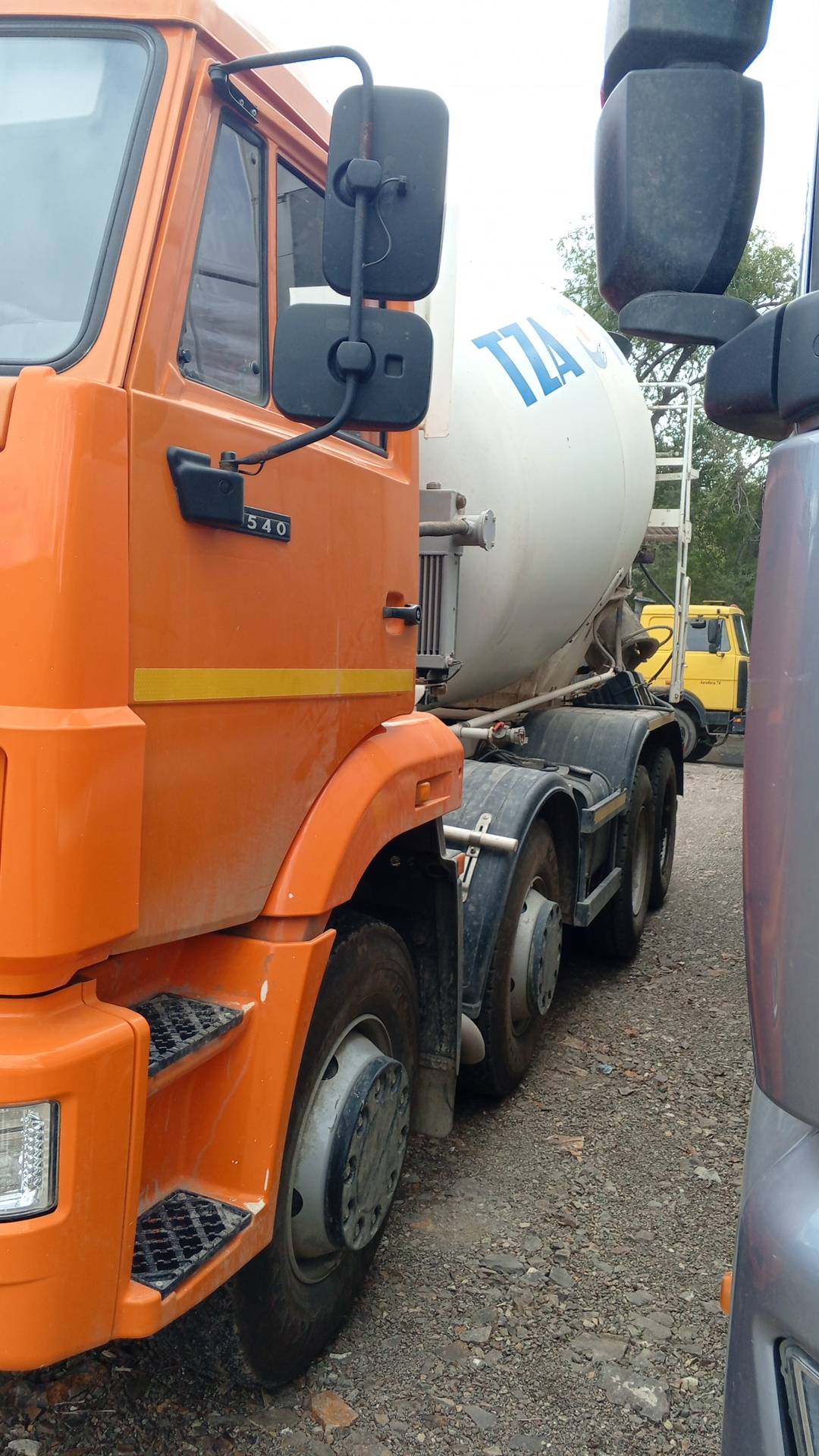 КАМАЗ 6540-48(A4),  14 796 км, 2023 года в лизинг