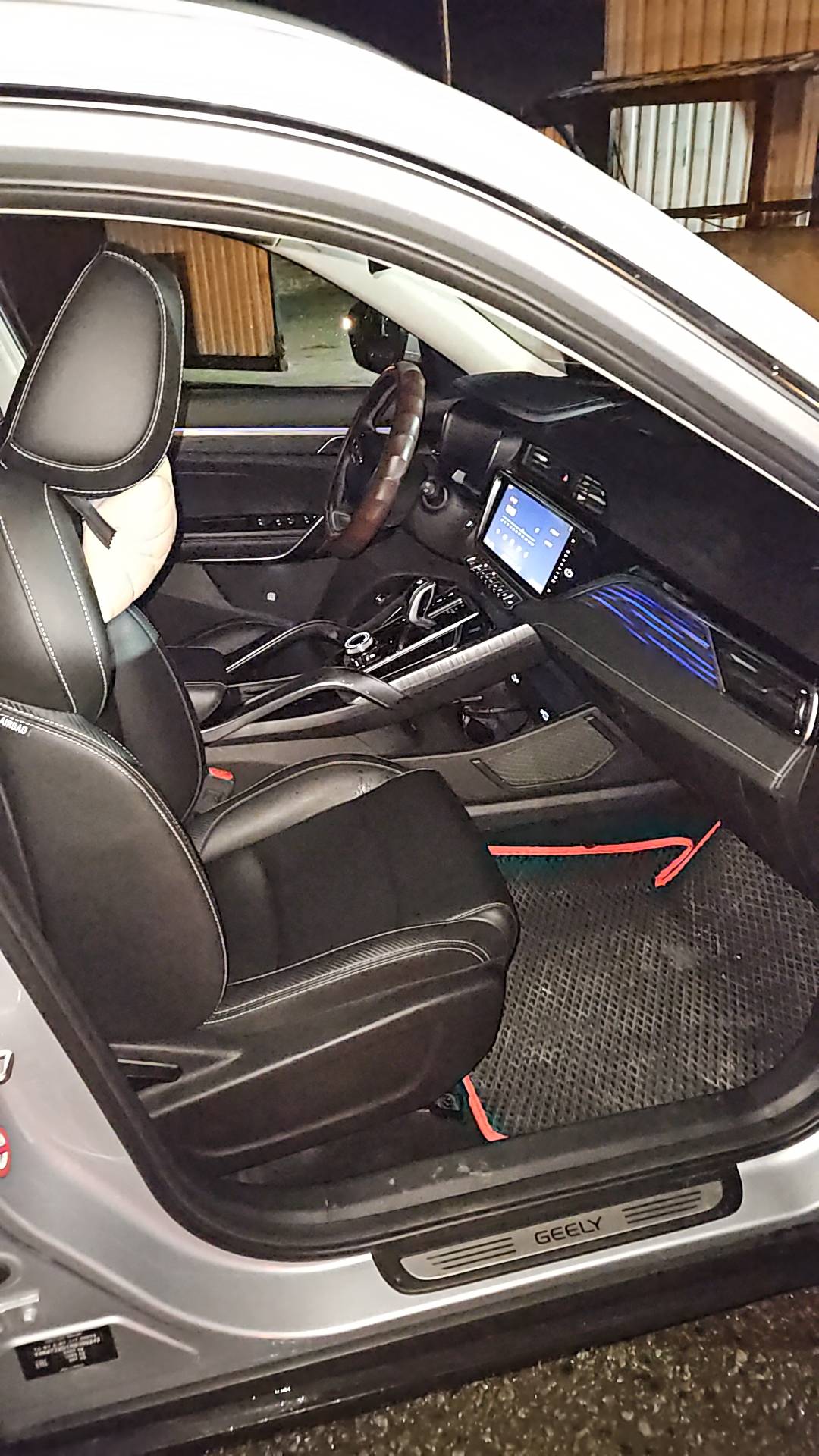 Geely Atlas Pro,  66 369 км, 2023 года в лизинг