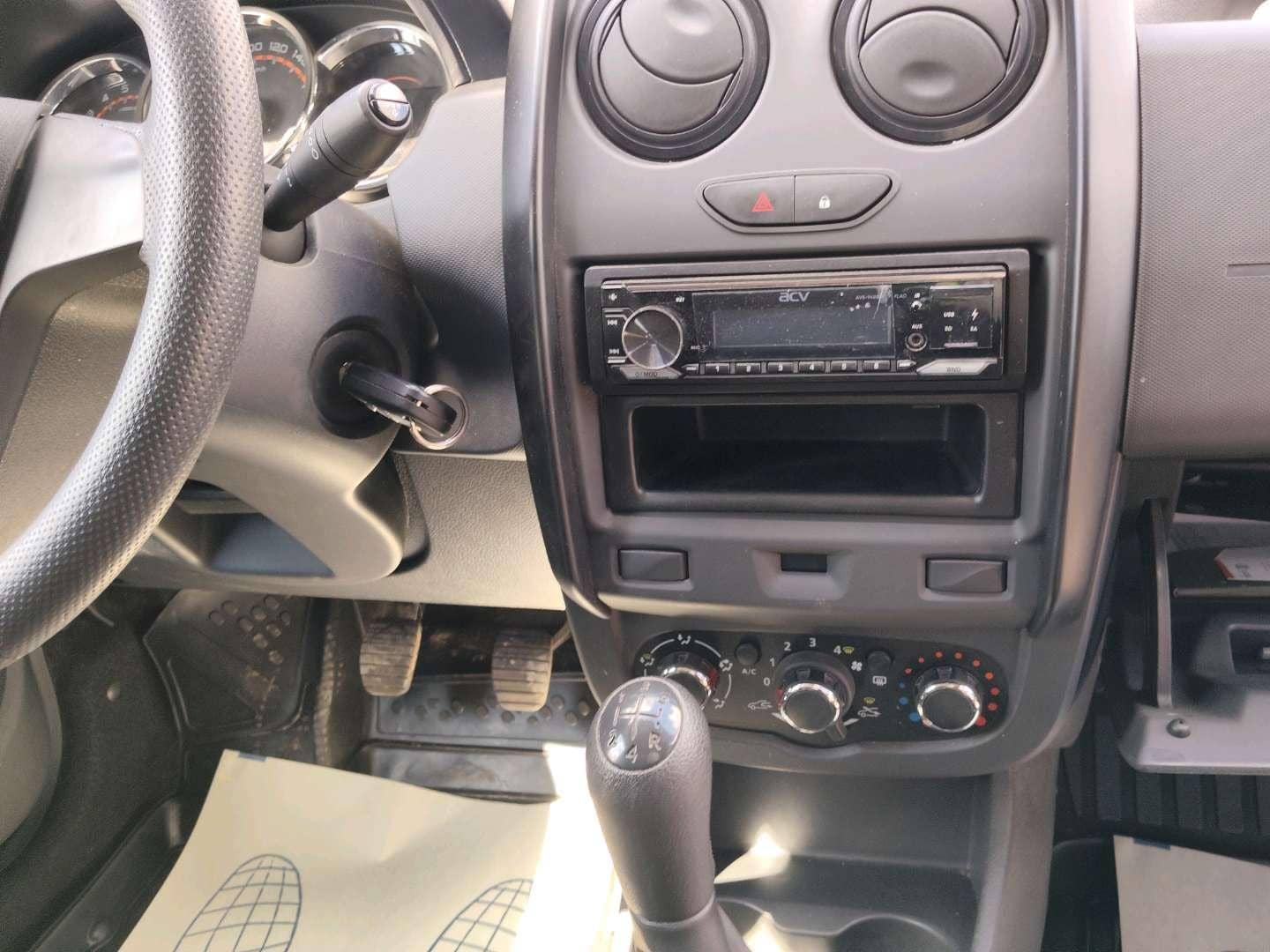Lada Largus фургон,  27 912 км, 2024 года в лизинг