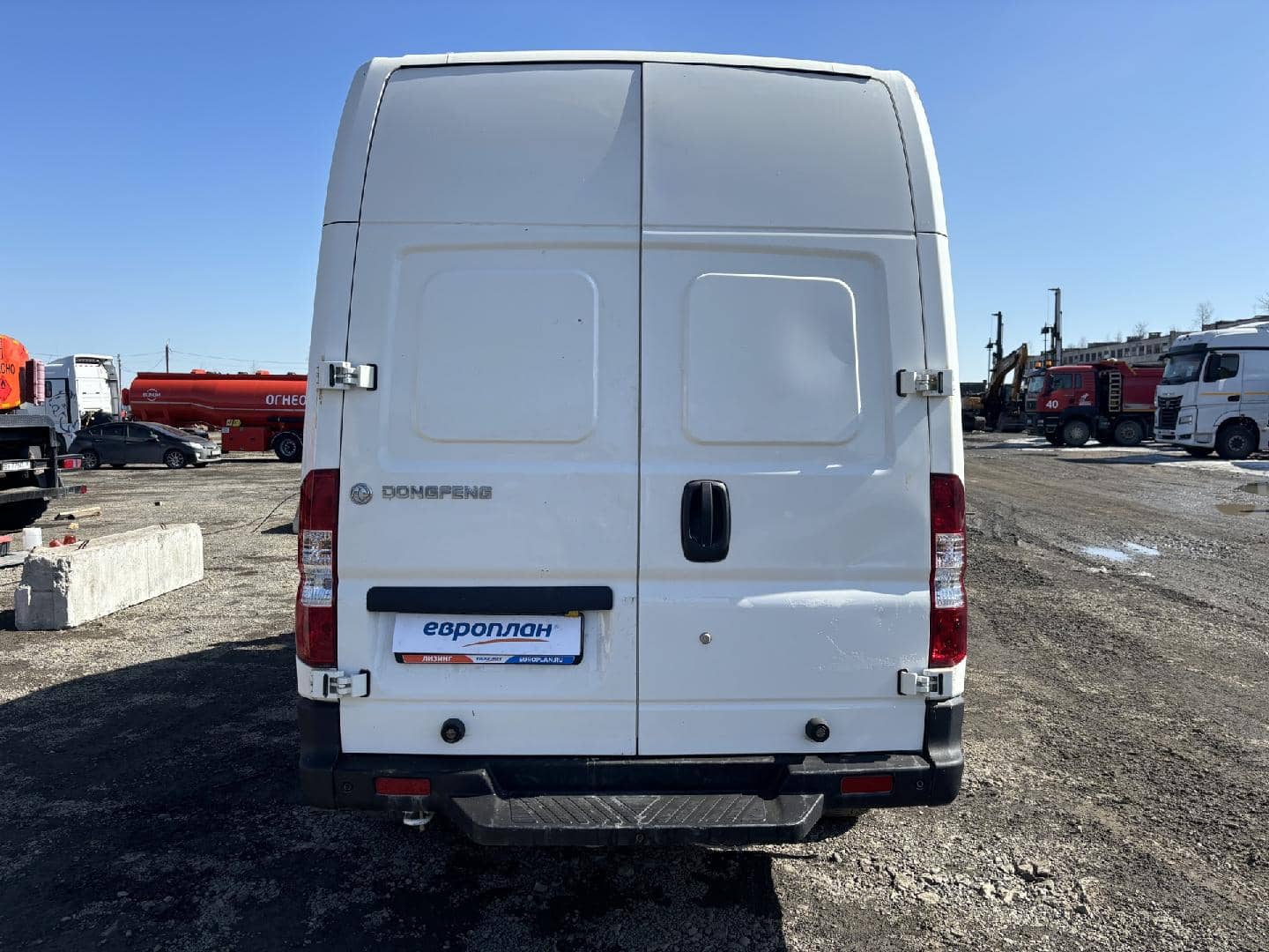 DongFeng K33-561,  47 622 км, 2023 года в лизинг