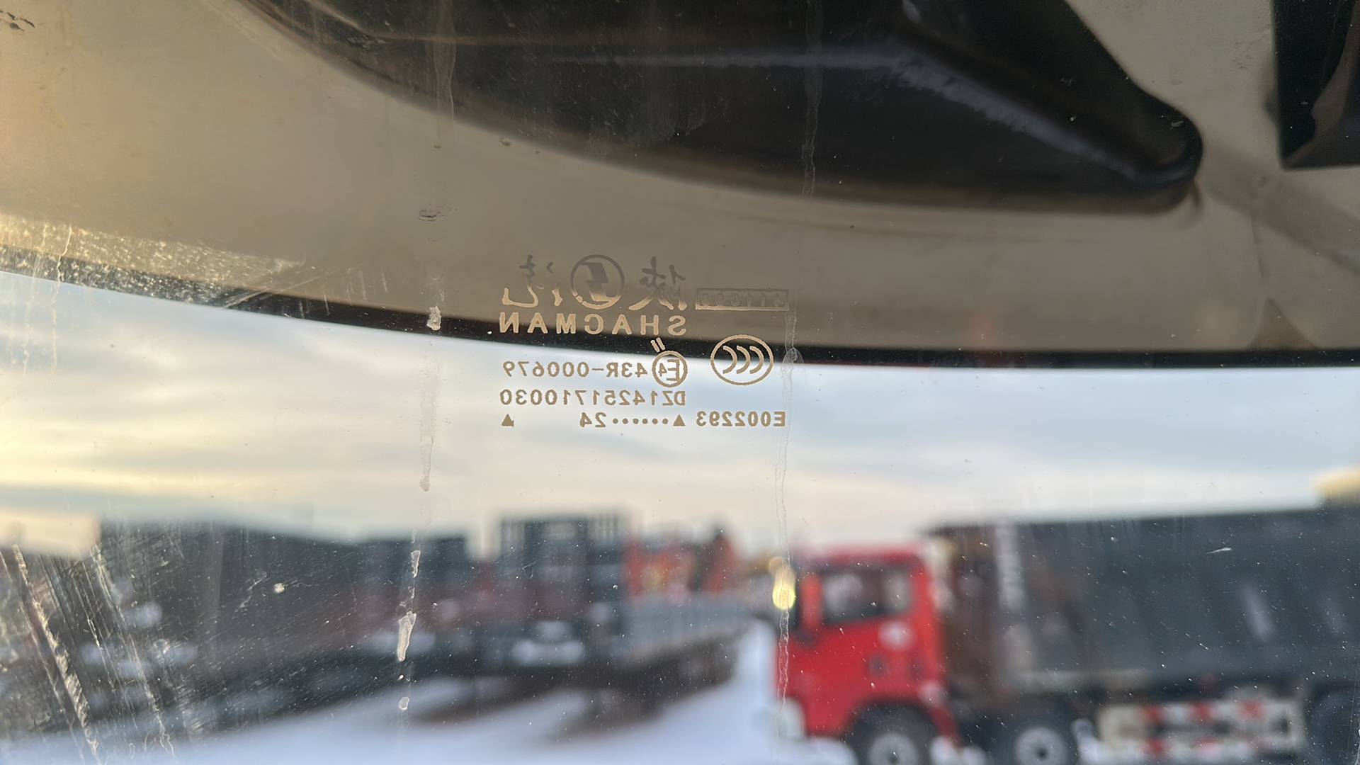 Shacman SX331863366,  102 560 км, 2024 года в лизинг