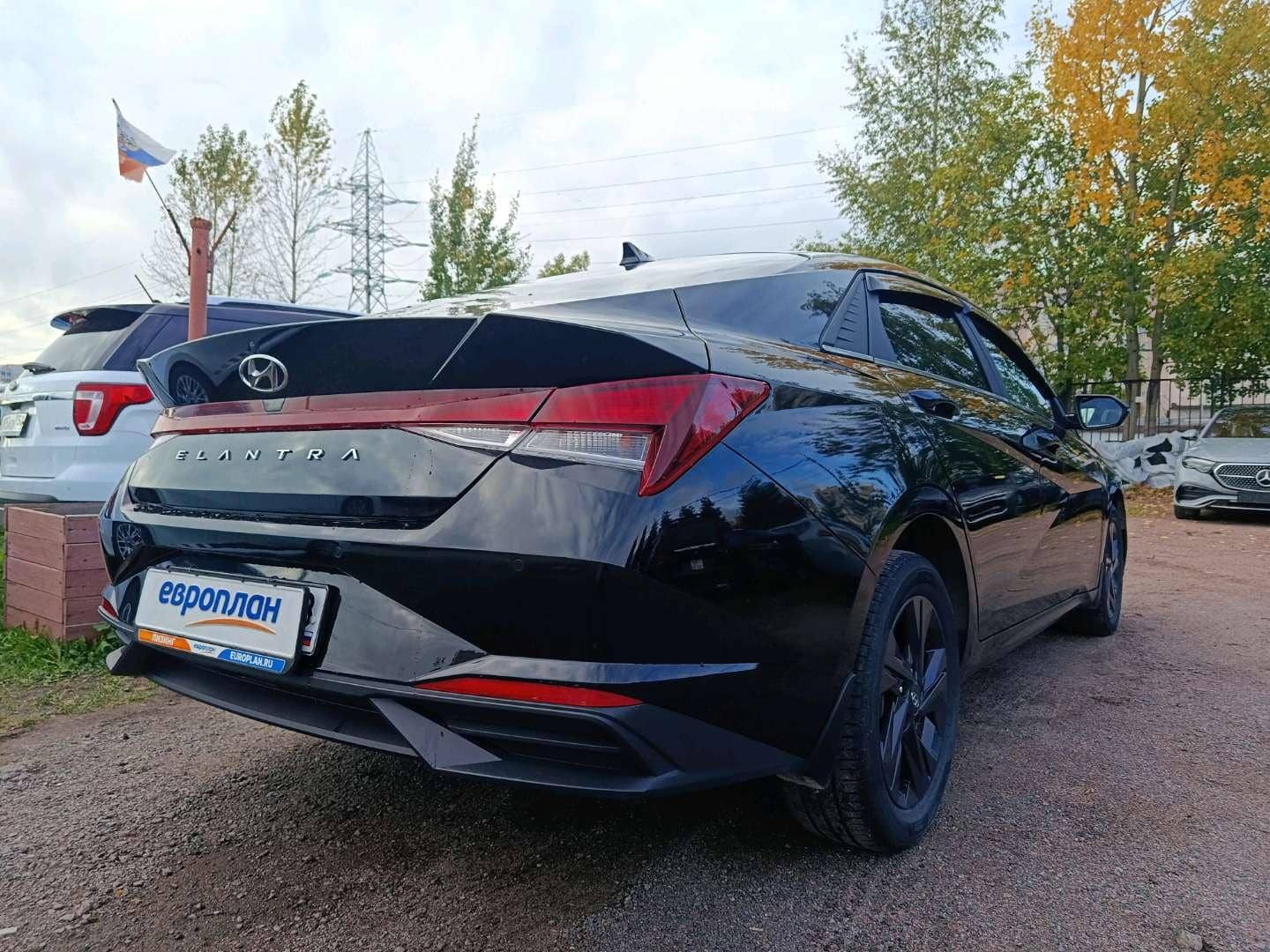 Hyundai Elantra,  76 778 км, 2022 года в лизинг