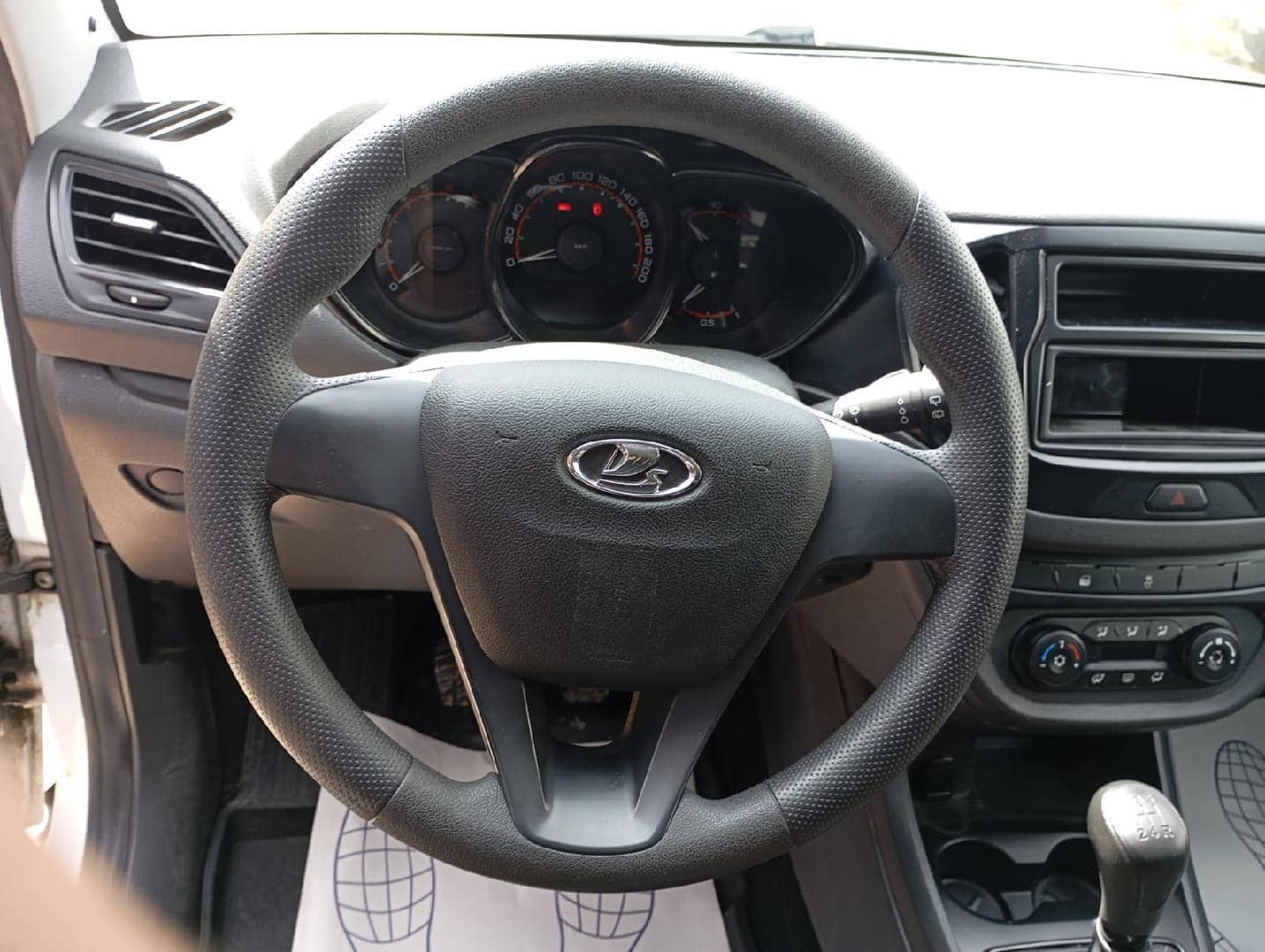 Lada Vesta универсал,  117 498 км, 2021 года в лизинг