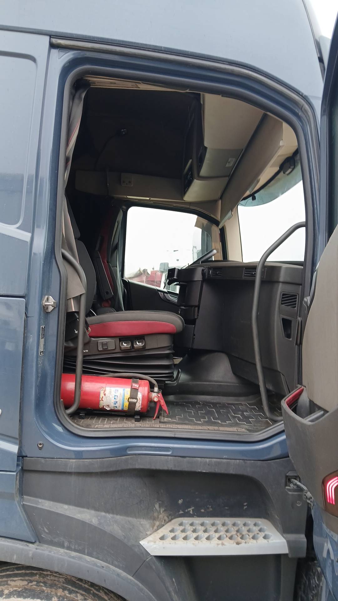 Volvo FH 460 6x2 (FH),  1 371 589 км, 2019 года в лизинг