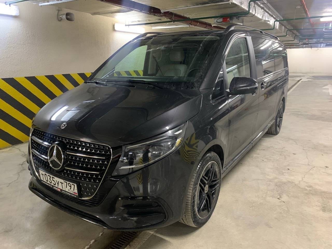 Mercedes-Benz V,  7 513 км, 2025 года в лизинг