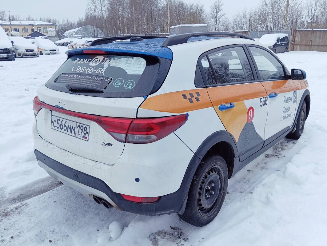 KIA Rio X-Line,  242 940 км, 2019 года в лизинг